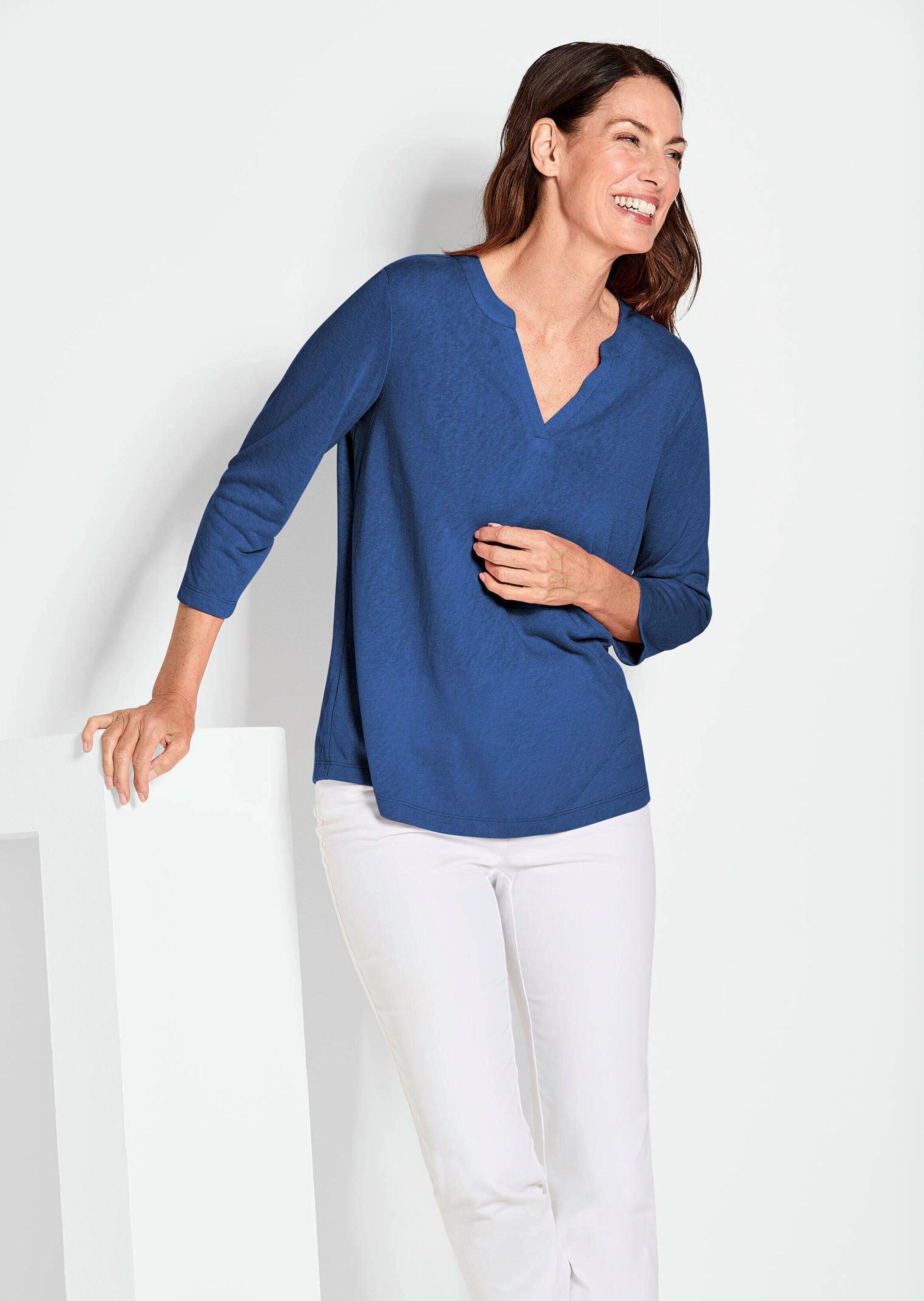 GOLDNER T-Shirt Modisches 3/4-Arm-Oberteil Sommerbluse mit V-Ausschnitt, pflegeleichter Jersey, körniger Griff