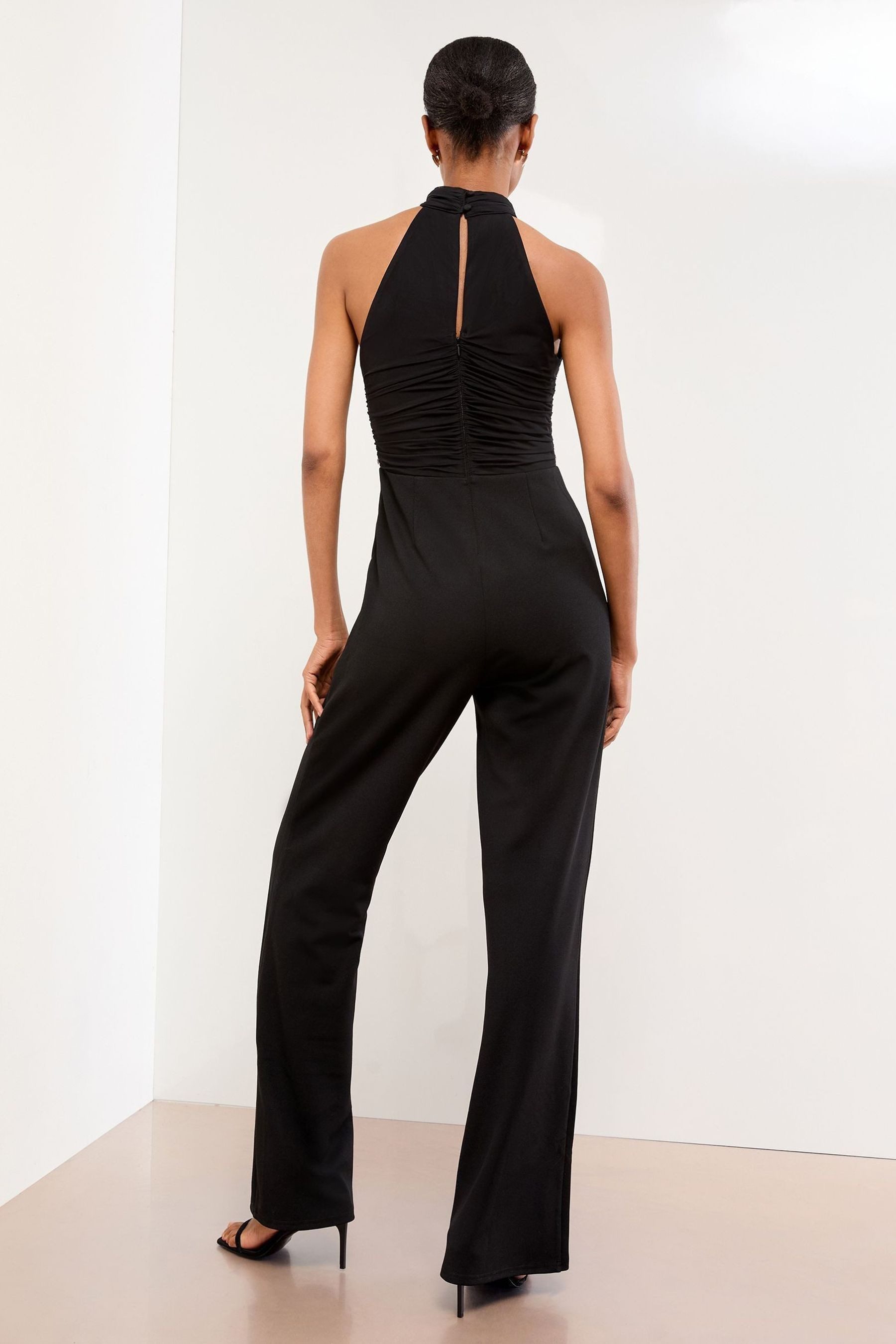 LIPSY Jumpsuit Lipsy Neckholder-Jumpsuit mit Mesh-Mix (1-tlg) günstig online kaufen