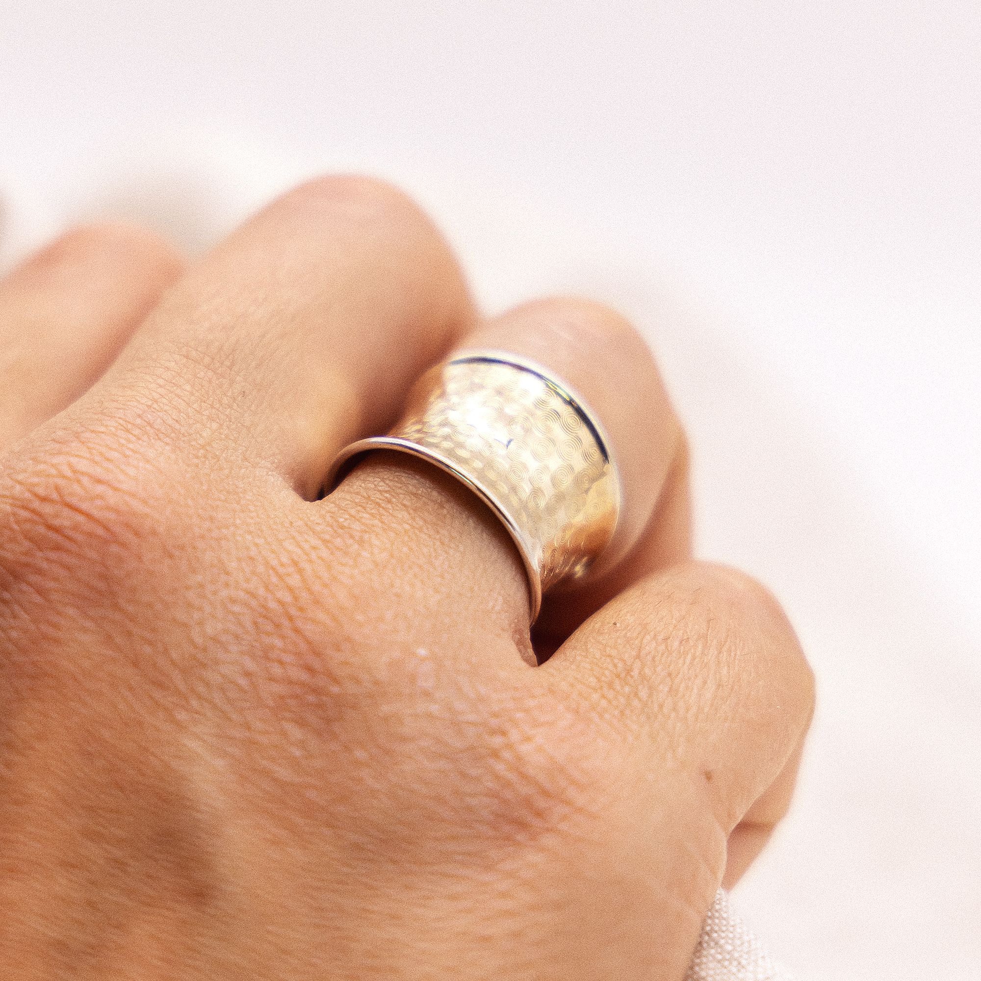 Fascination by Ellen K. Fingerring 333 Gold zweifarbig diamantiert