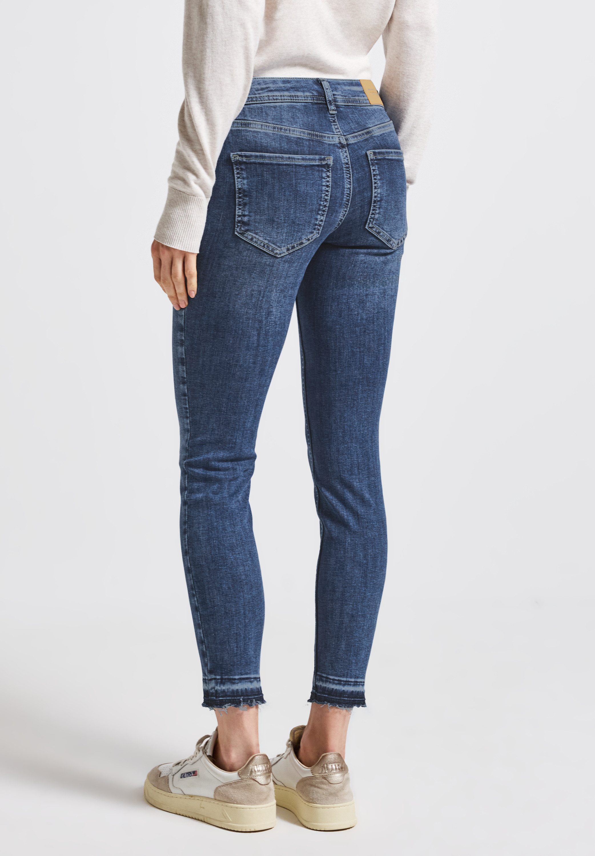 STREET ONE Slim-fit-Jeans Style York mit Glitzerdetails günstig online kaufen