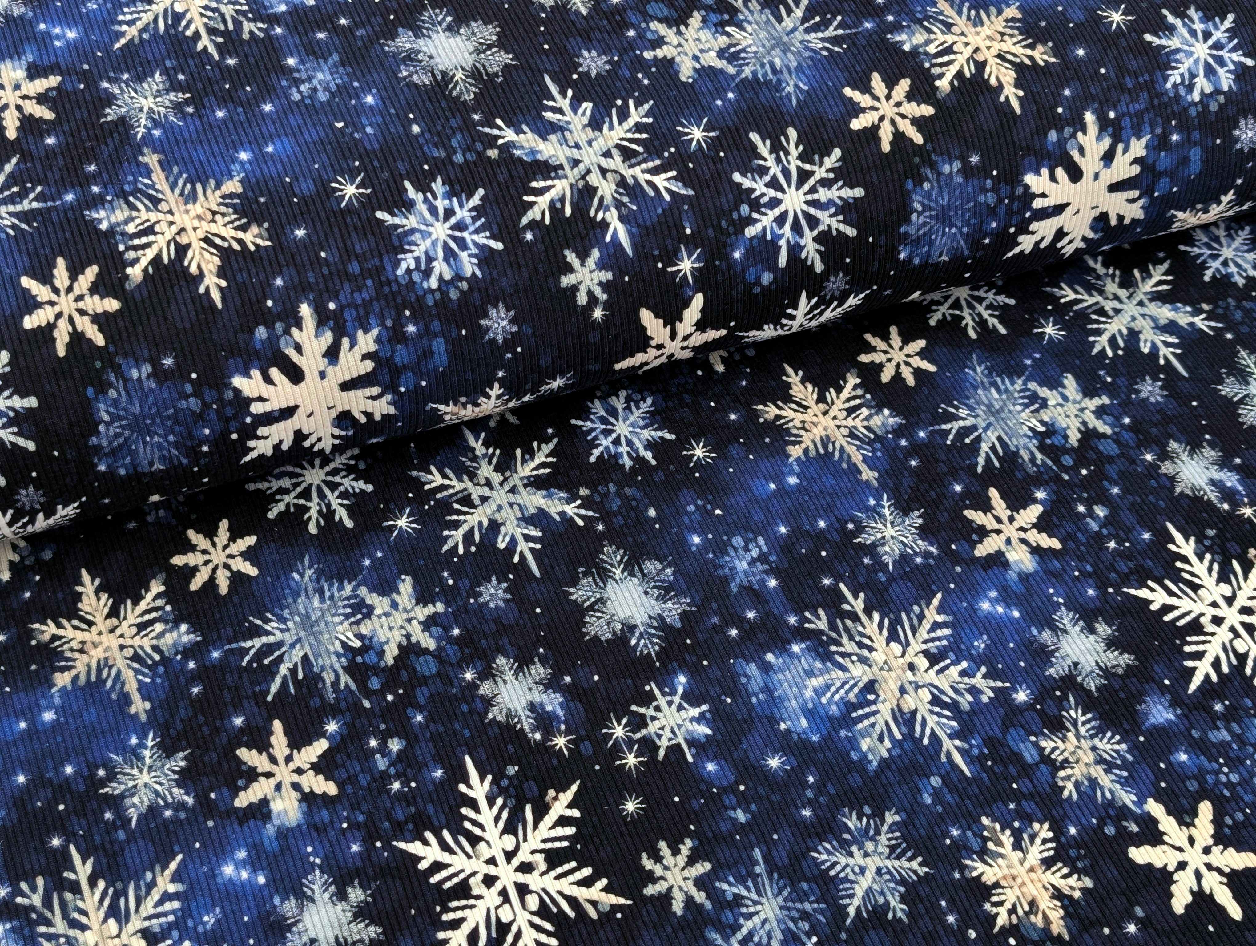Corileo Stoff Eigenproduktion Rib Jersey Schneeflocken auf Blau Stoff, Rippenstrucktur