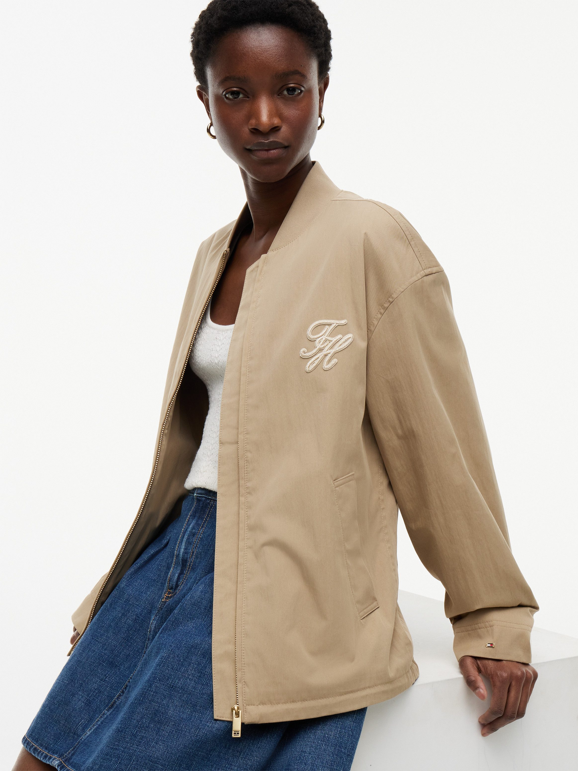 Tommy Hilfiger Bomberjacke COTTON BOMBER Baumwollmischung, mit Logostickerei