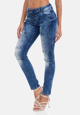 Cipo & Baxx Slim-fit-Jeans mit trendigem Nahtverlauf