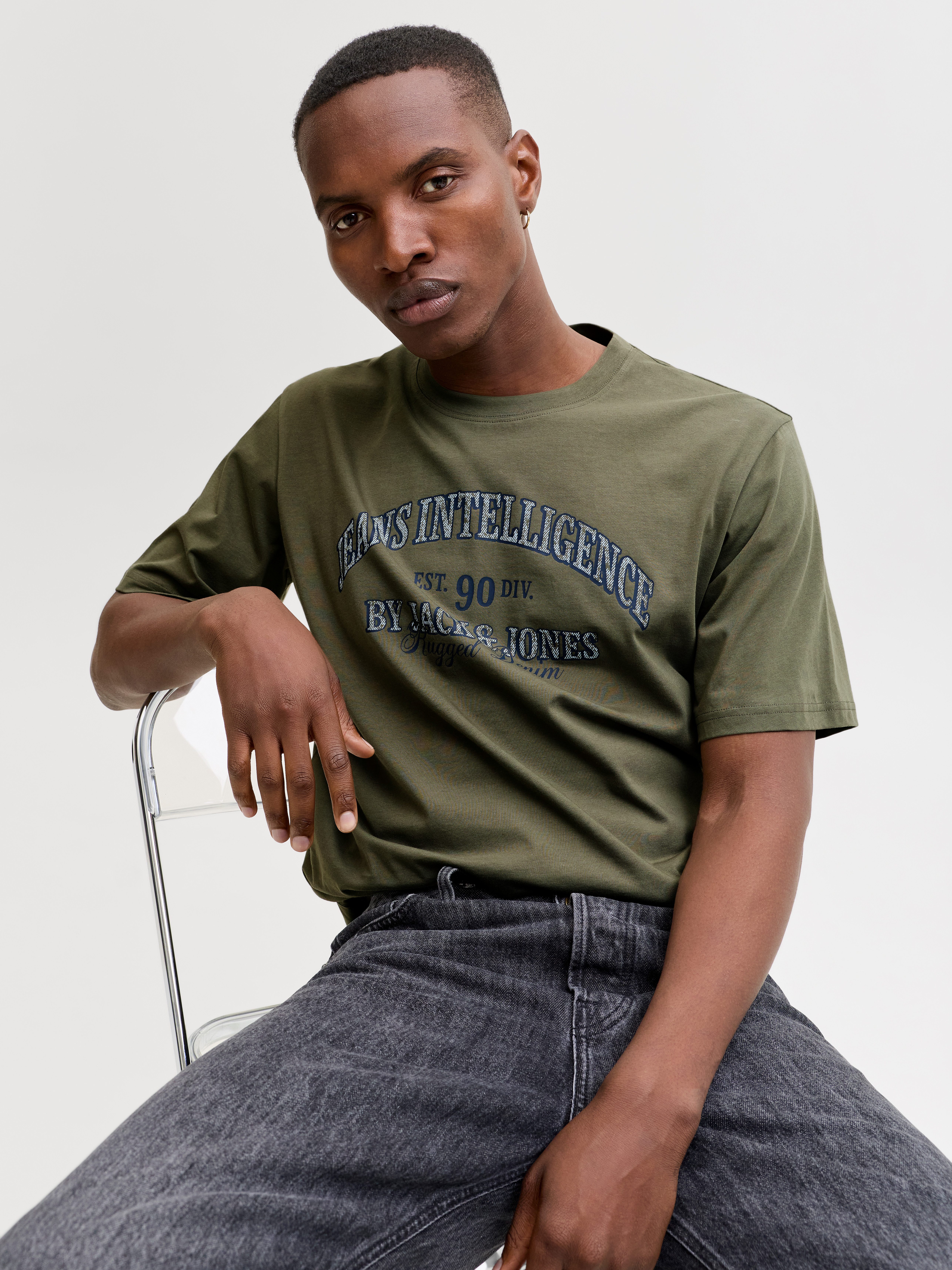 Jack & Jones Rundhalsshirt JJEDENVER GRAPHIC TEE SS O-NECK SN mit Logobranding – Bild 2 von 5
