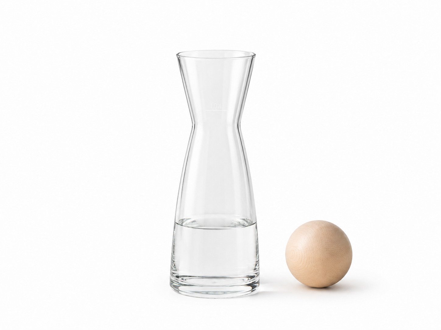 Zirbenvielfalt Wasserkaraffe Zirbenkaraffe 1L mit Zirbenkugel Ø 7 cm – Bild 3 von 4