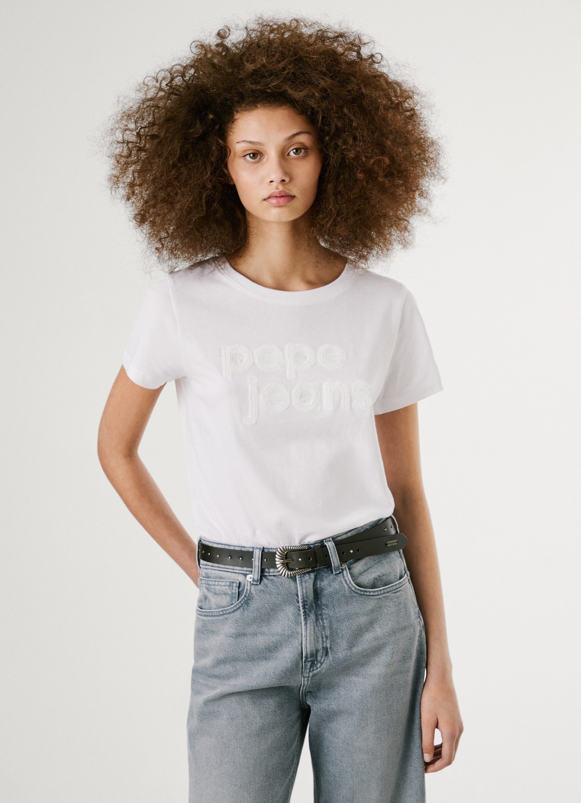 Pepe Jeans T-Shirt ARIA mit Ton-in-Ton Paillettenbesatz günstig online kaufen