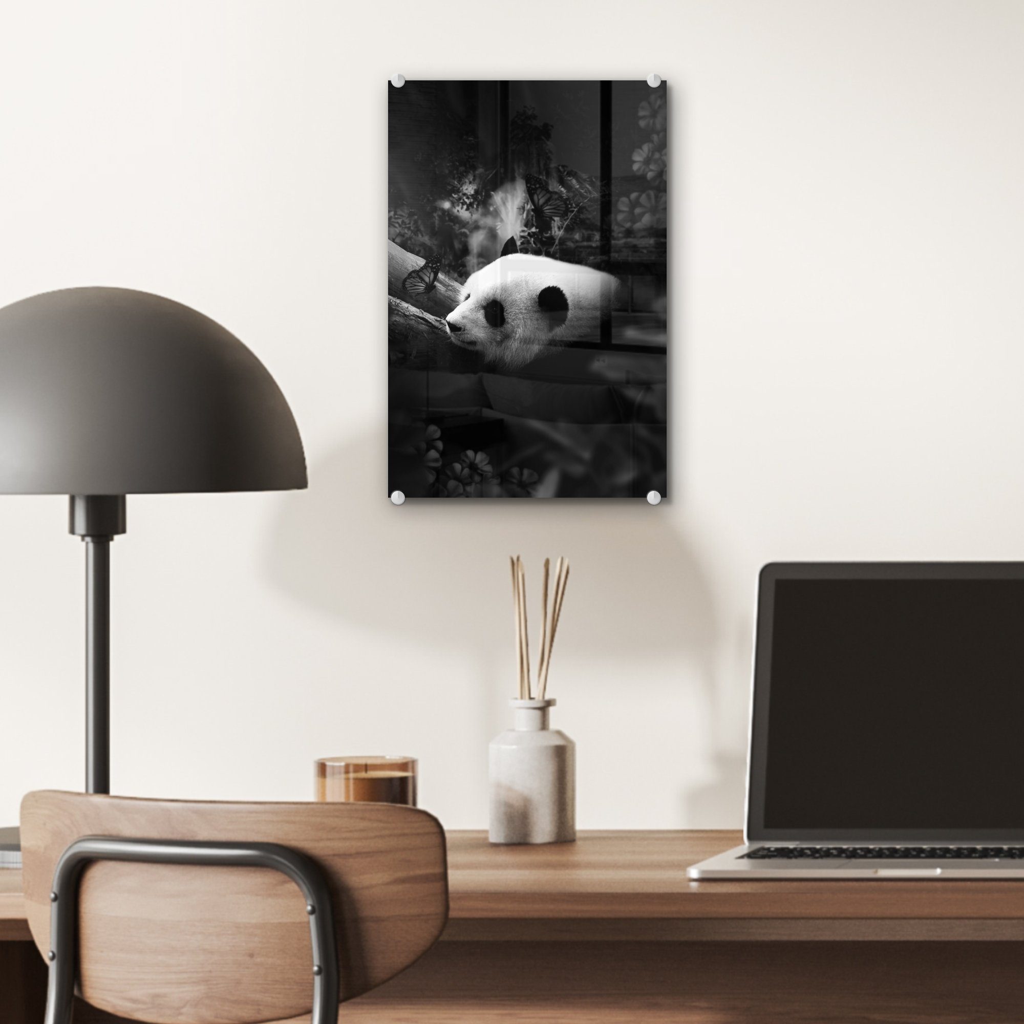 St), Panda mit - Wandbild auf Dschungel auf und Acrylglasbild schwarz Glasbilder im weiß, Bilder Wanddekoration MuchoWow Foto Glas (1 - Schmetterlingen bunt - Glas -