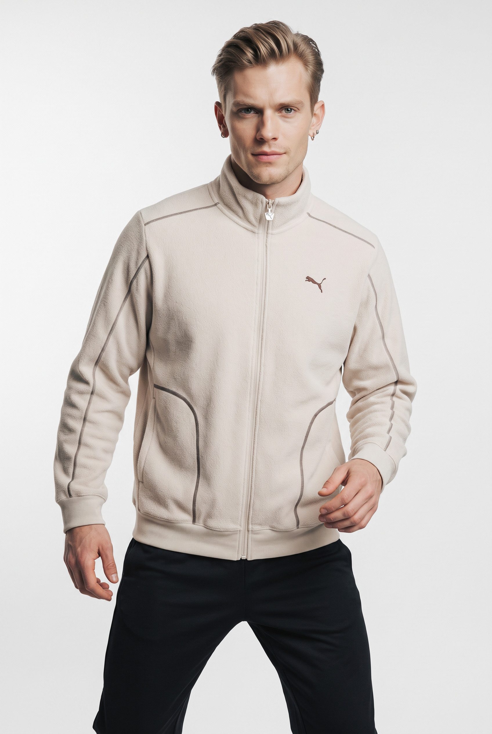 PUMA Trainingsjacke ESS ELEVATED RELAXED WINTERIZED TRACK JACKET mit Eingrifftaschen, Relaxed Fit