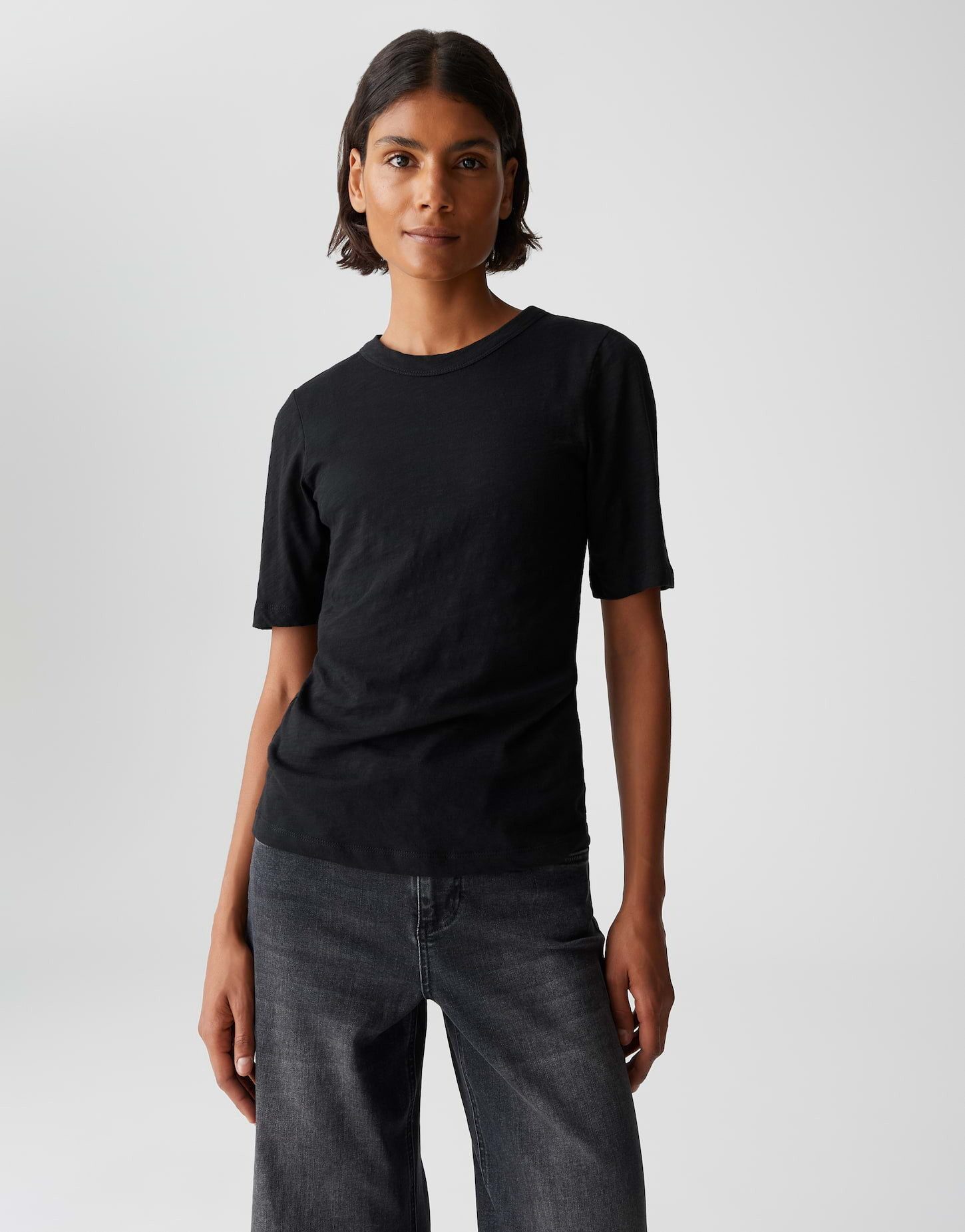 OPUS Kurzarmshirt SIMOKU aus BCI Baumwolle figurbetonter Schnitt, elastischer Stoff, Rundhalsausschnitt