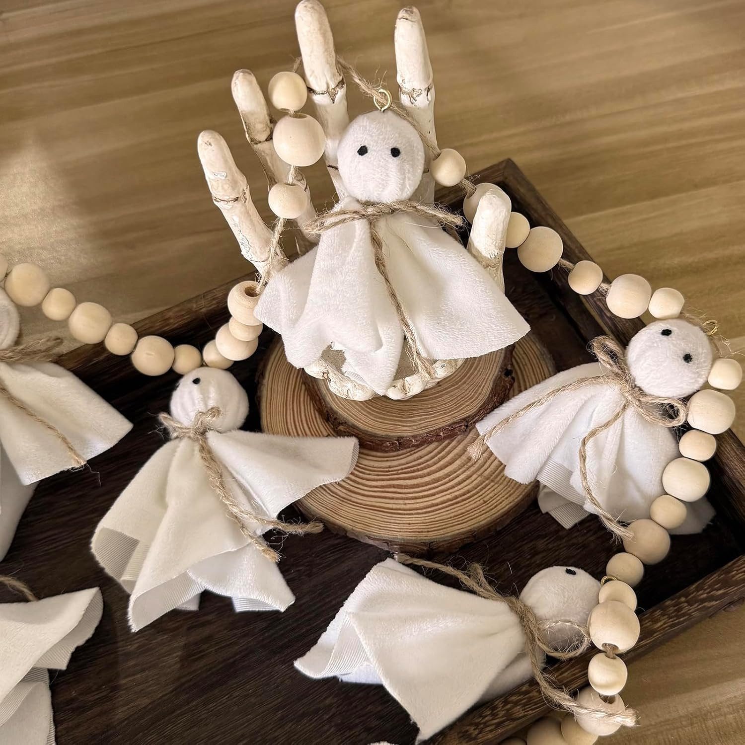 Sorvyzxn Dekohänger Halloween Girlande 1er Set, Weiße Geister-Deko mit Holzperlen, Niedliche Gespenster-Girlande für Kaminsims, Wand & Zuhause – Bild 4 von 5
