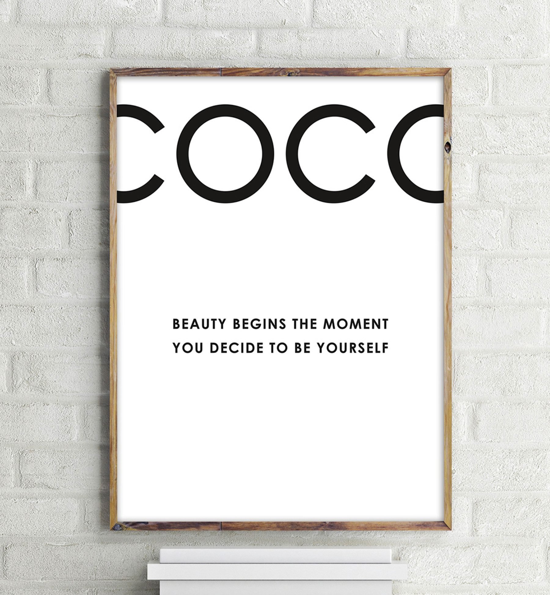 Close Up Poster Coco Kunstdruck Beauty begins the moment you.. 30 x 40 cm