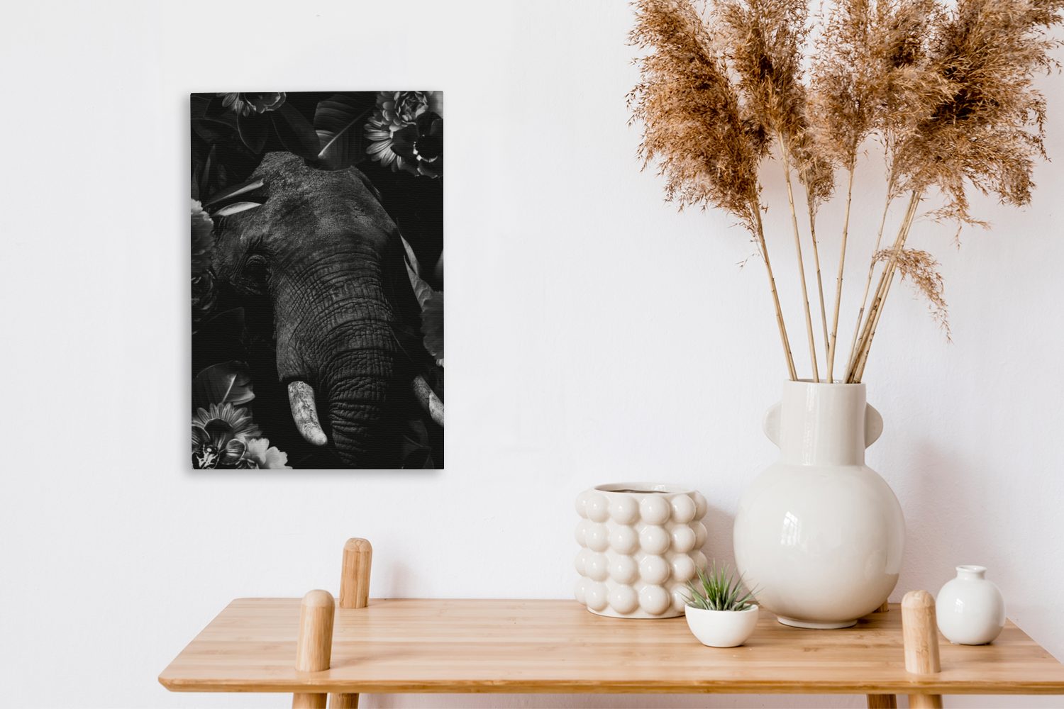 inkl. Leinwandbild (1 - dunklem Elefant Zackenaufhänger, 20x30 weiß, OneMillionCanvasses® Leinwandbild bespannt fertig Botanischer und St), Hintergrund Gemälde, cm schwarz vor