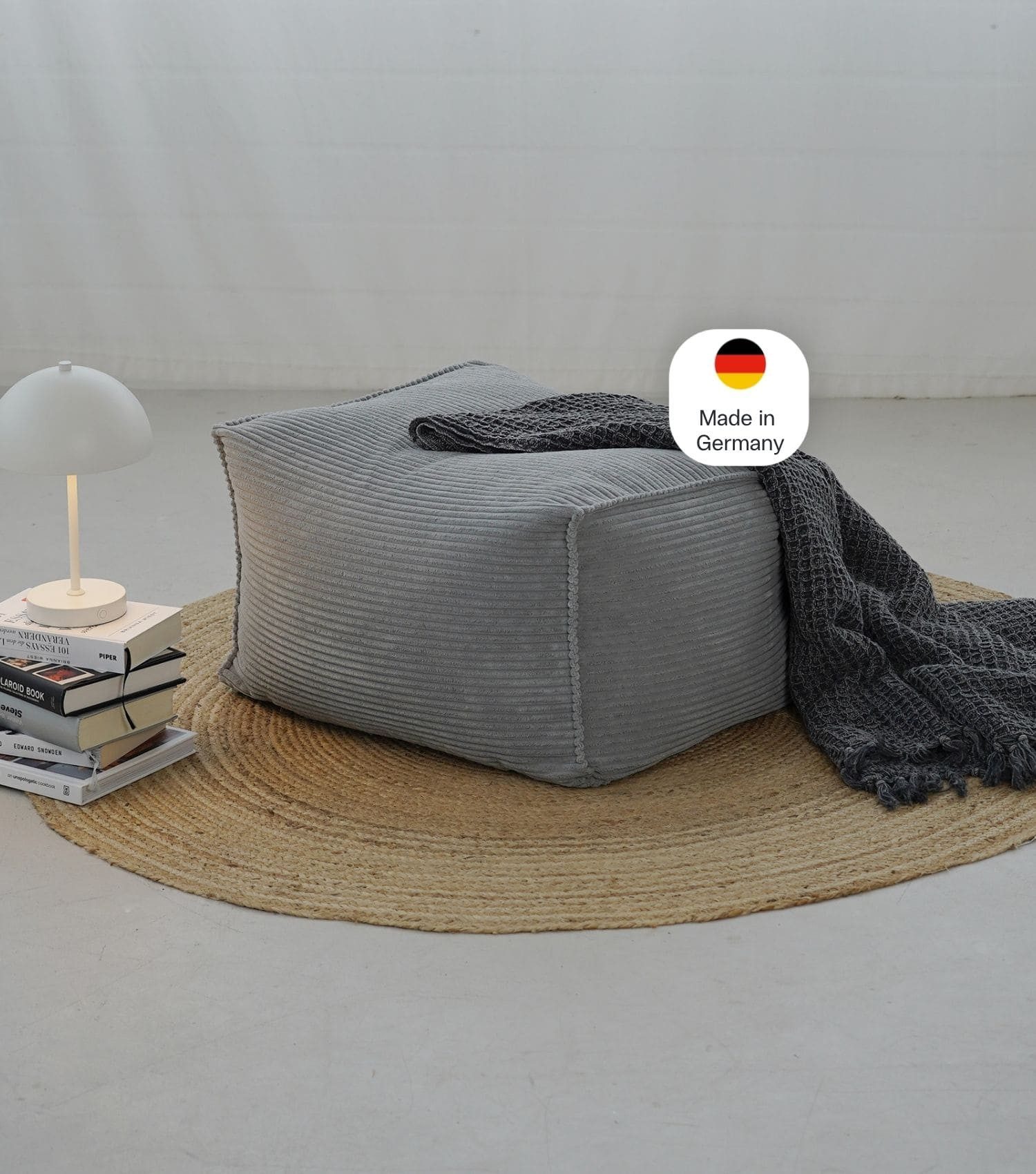 mokebo Pouf Cord Pouf 'Block' Hocker (aus Cordstoff), Made in Germany, Sitz-Hocker, Bodenkissen, Fußhocker eckig in Grau