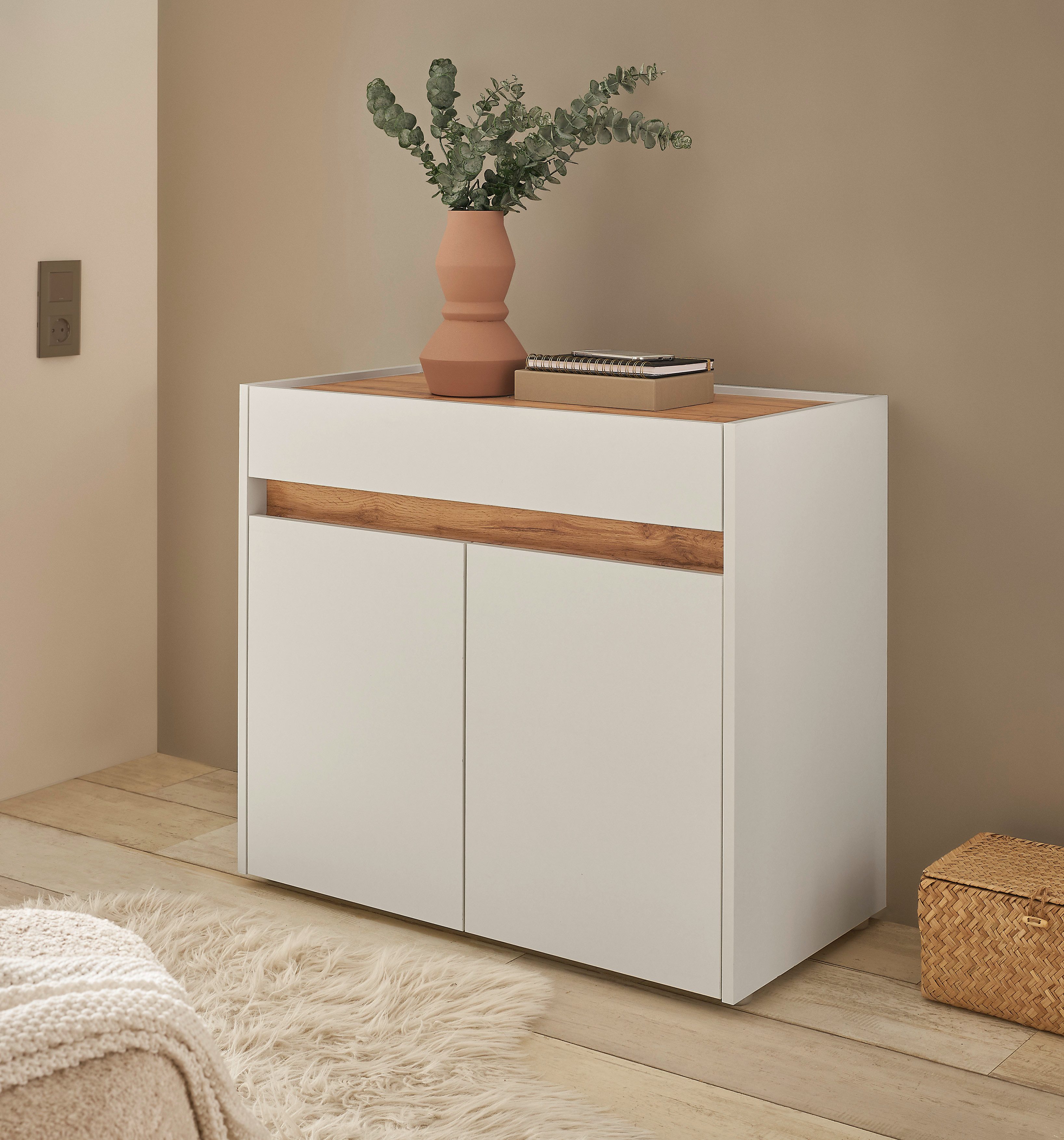 Home affaire Kommode GiRON/CiTY, Schrank in vier Farben, modernes Sideboard, Kommode, in zwei Farben erhältlich, 2 Türen, 1 Schubkasten, 80 cm breit