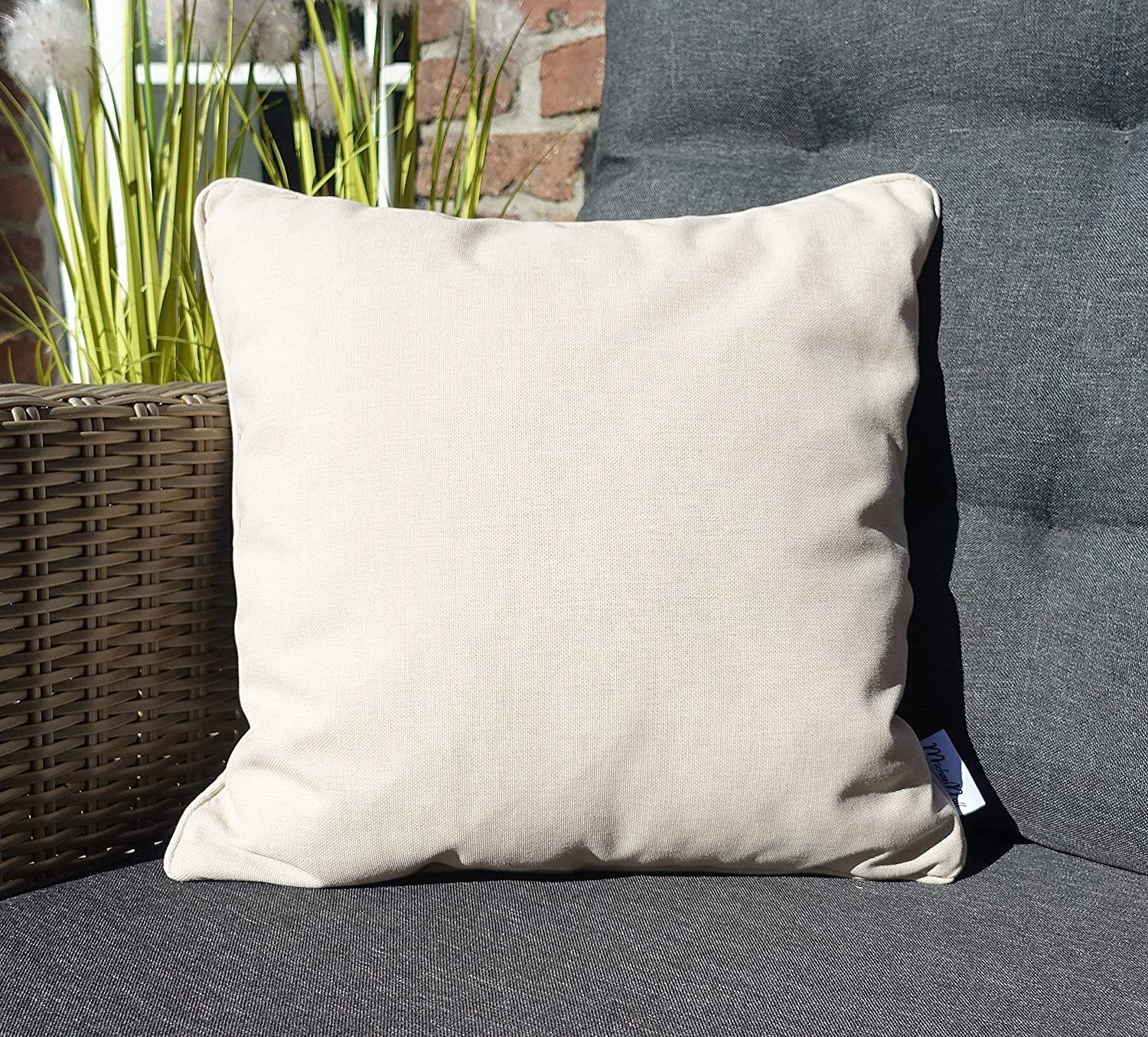 MichaelNoll Dekokissen Kissen 45x45 cm Outdoor mit Keder & Füllung - Premium Olefin Lounge Stoff - Garten Dekokissen - Wasser- & Schmutzabweisende Beschichtung - Öko Tex 100 - UV Schutz. € 29,95, (€ 29,95 pro 1 Stk).