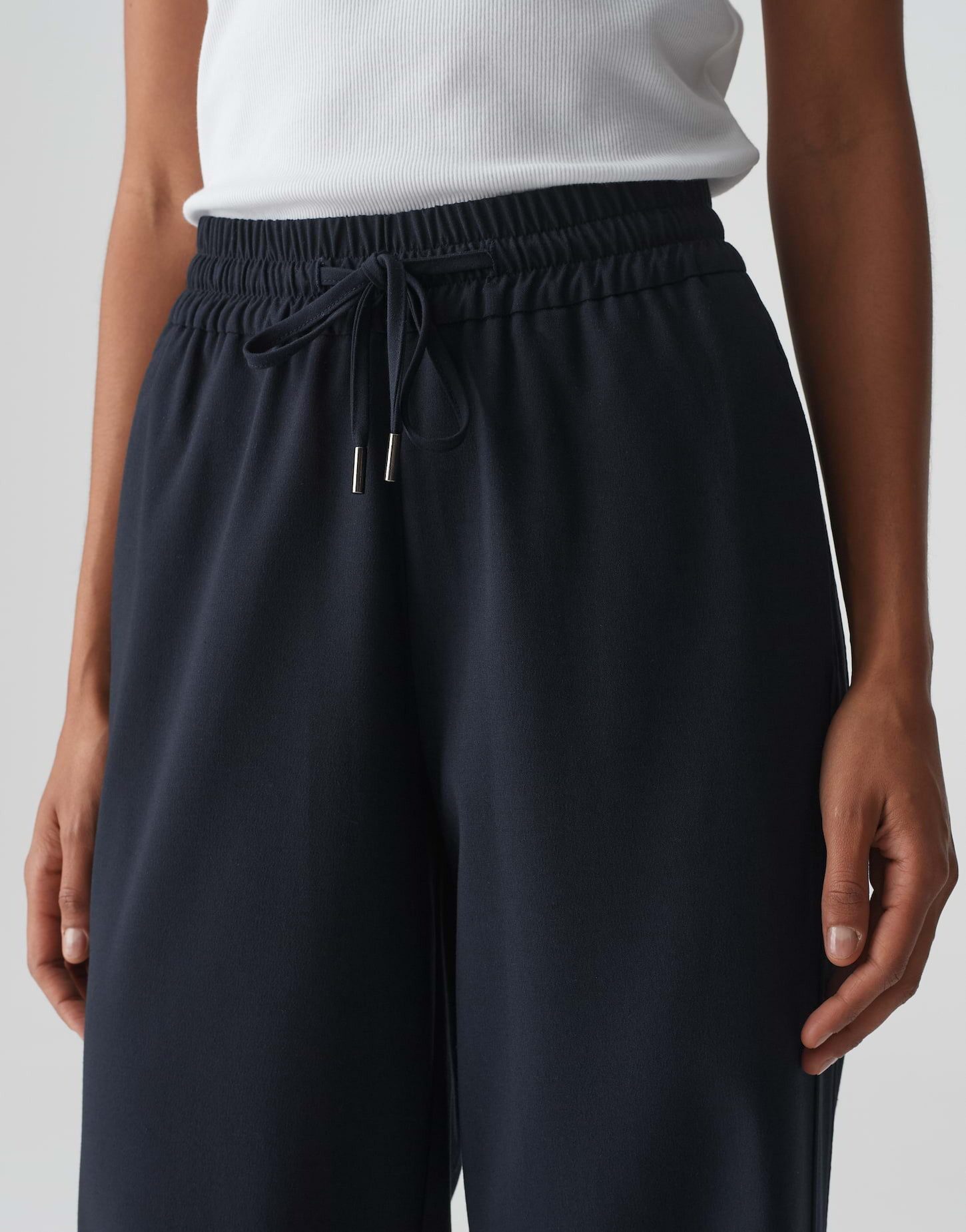 OPUS Stoffhose Jogpants MAROU DYNAMIC Wide aus Viskose Mix