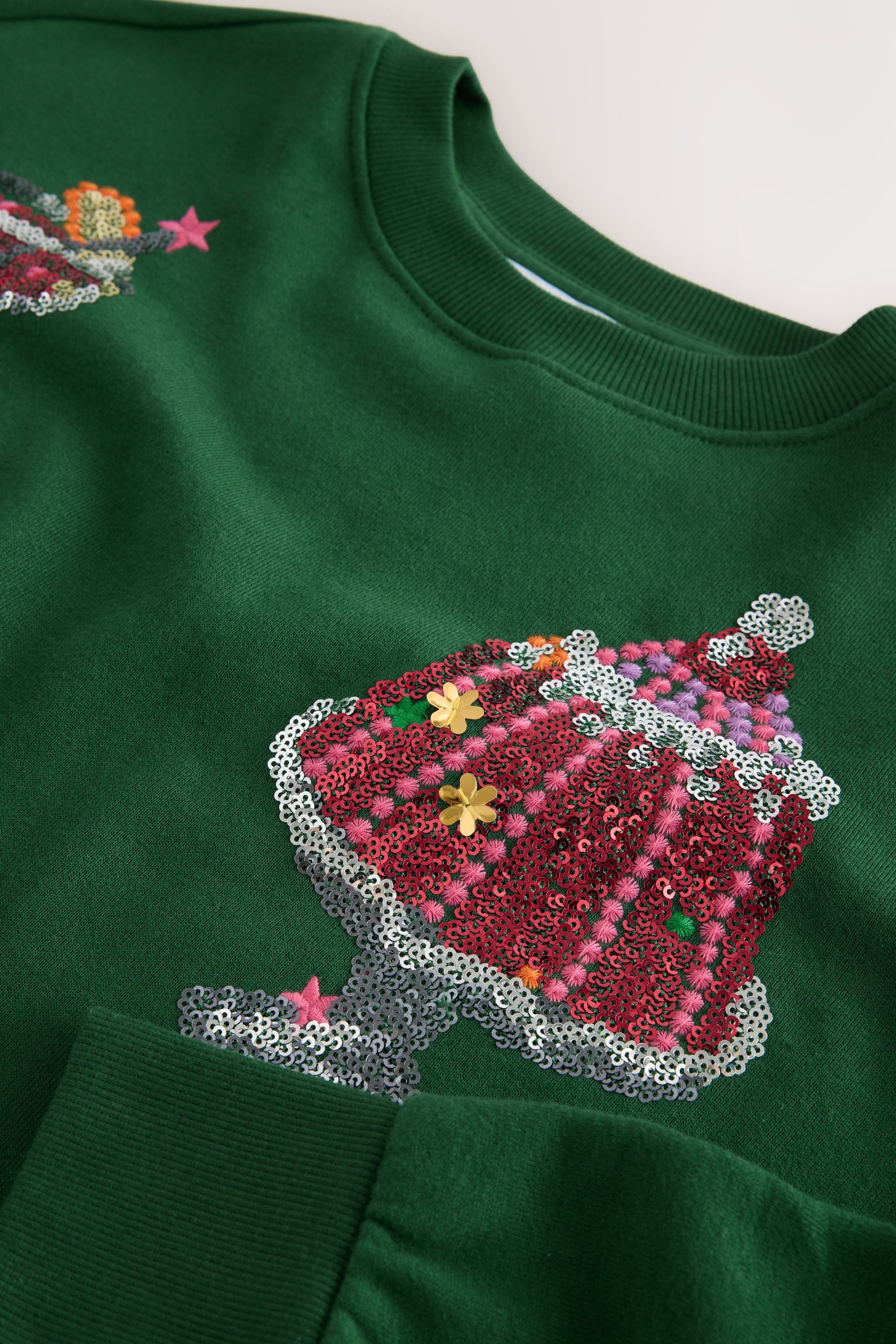 Next Sweater Sweatshirt mit Grafik, Pailletten und Stickerei (1-tlg)