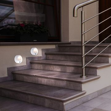 Rabalux LED Außen-Wandleuchte "Amarillo" Kunststoff, weiß, rund, warmweiß, 50lm, IP44, 3000K, ø110mm, mit Leuchtmittel wassergeschützt batteriebetrieben, warmweiß
