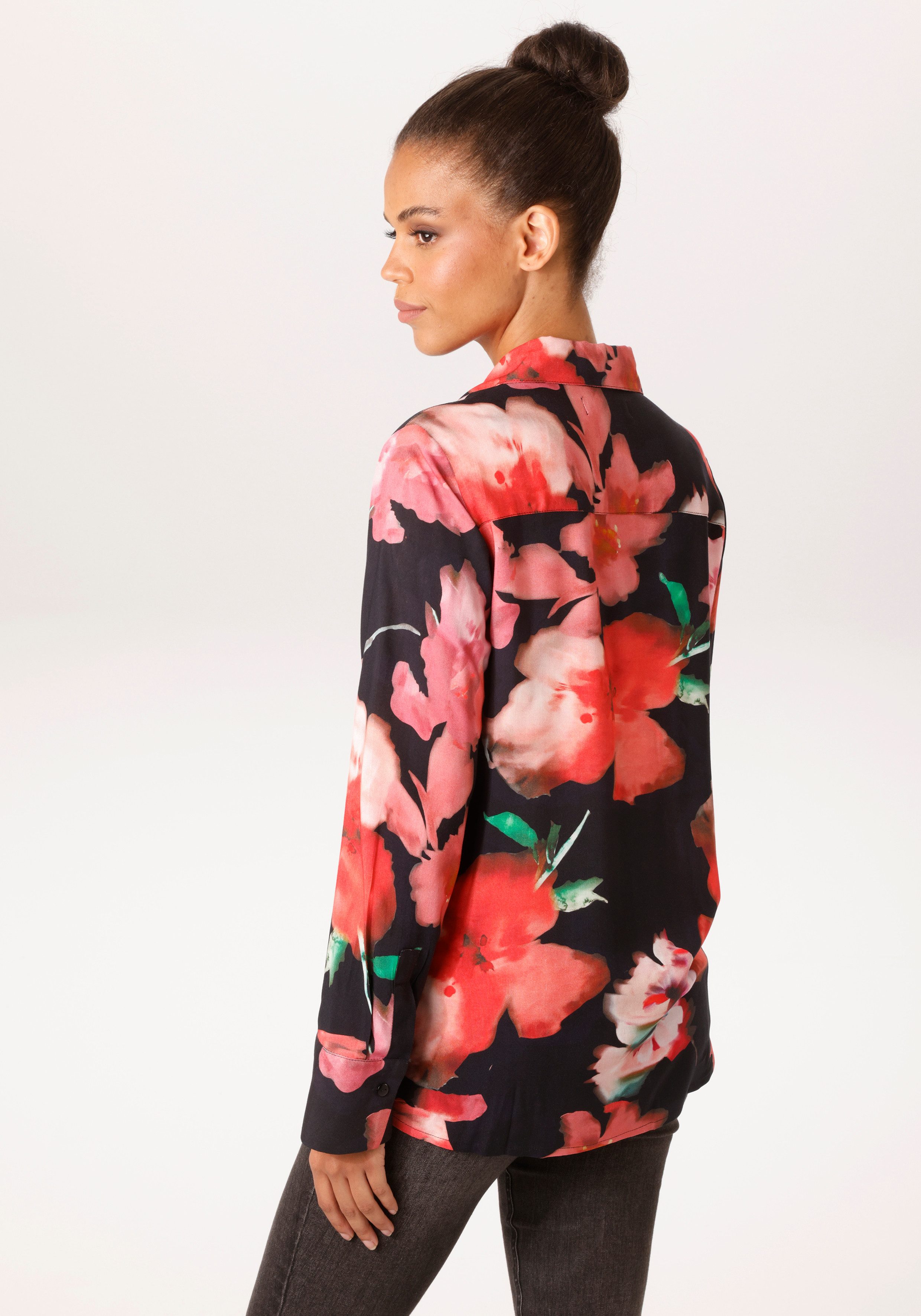 Aniston CASUAL Hemdbluse mit farbenfrohen Batik-Blüten bedruckt - NEUE KOLL günstig online kaufen