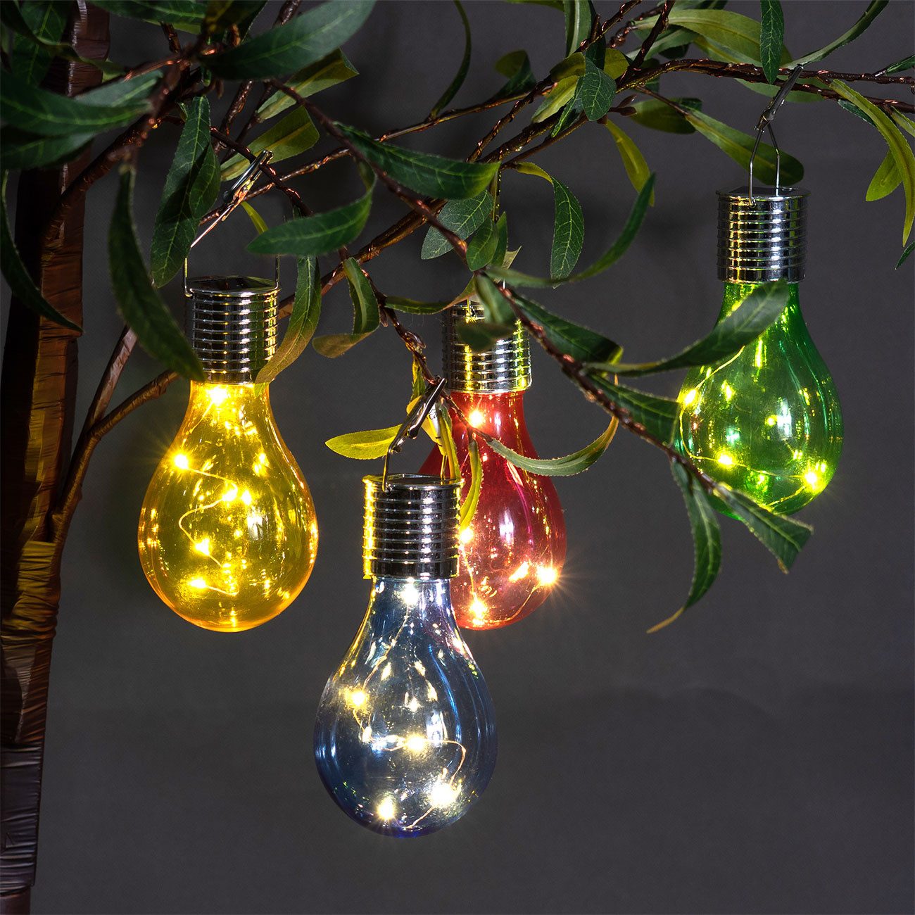 Casativo LED-Lichterkette Solar LED-Lampen Glühbirnen Deko Partyleuchte Gartenlampe je Ø7,5 cm, mit Dämmerungssensor & Klemme zum Aufhängen/kabellos