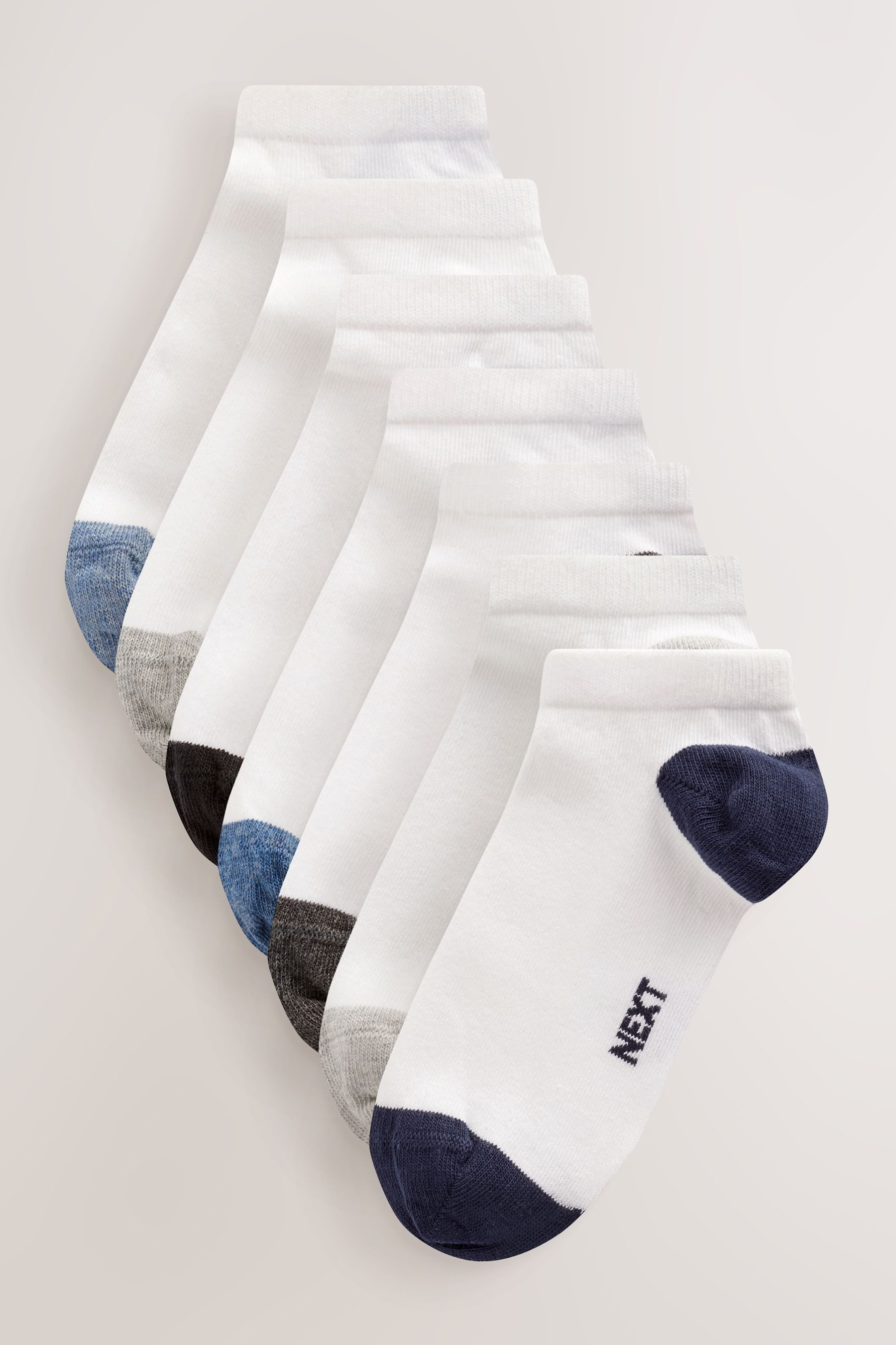 Next Sneakersocken Sneaker-Socken mit hohem Baumwollanteil im (7-Paar)