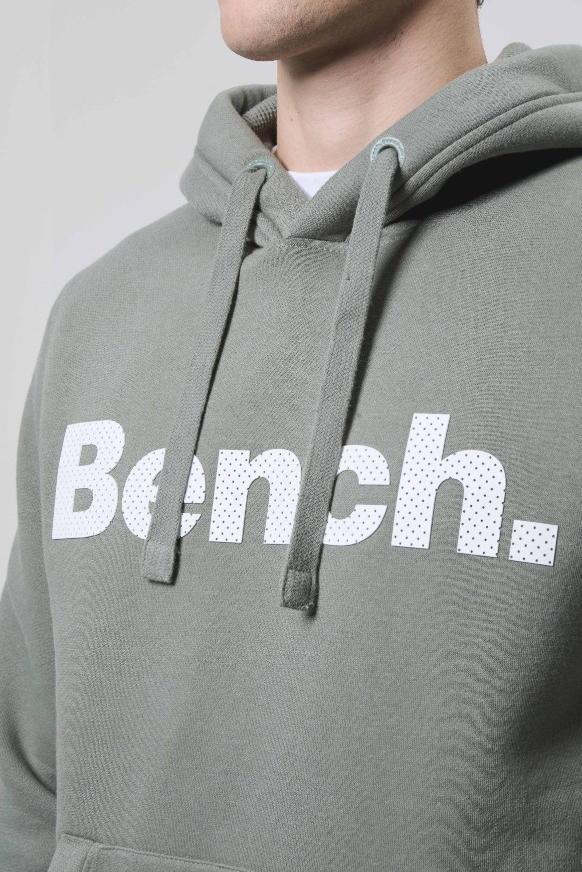 Bench. Sweatshirt Bench Sweatshirt Skinner Spots