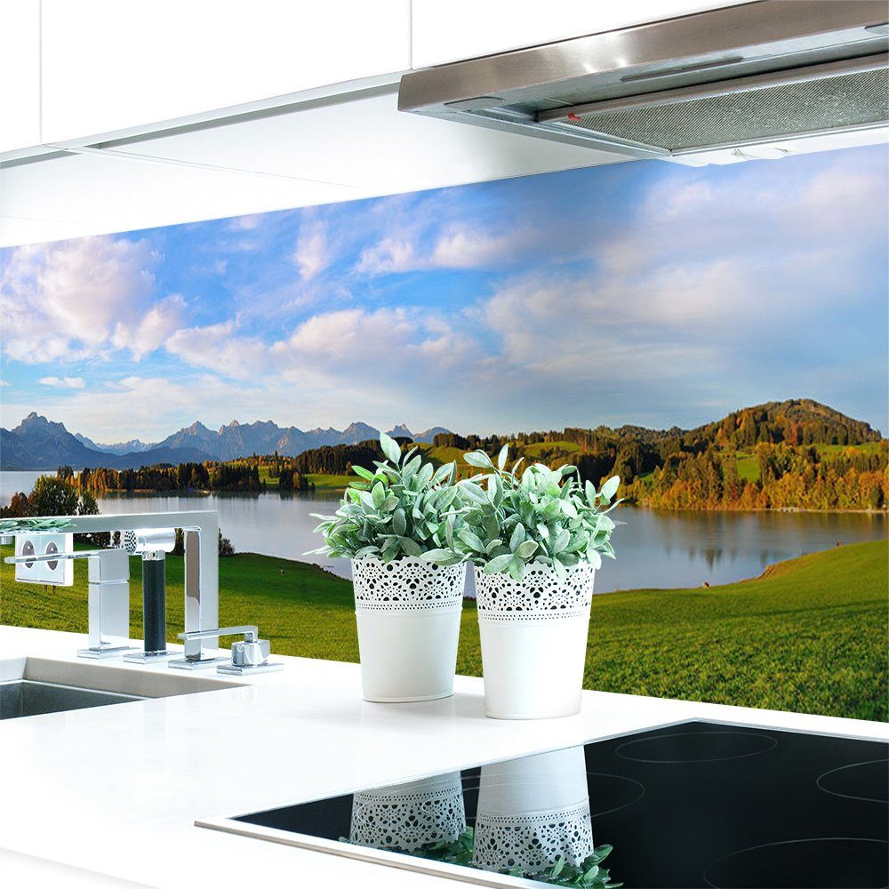 DRUCK-EXPERT Küchenrückwand Küchenrückwand Bergsee 0,4 Premium selbstklebend Hart-PVC mm