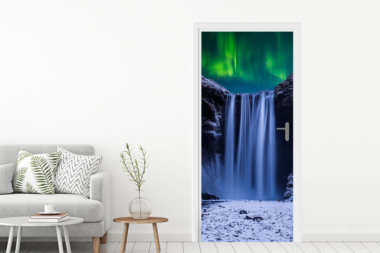 Wasserfall Türtapete Island, - Fototapete Nordlichter bedruckt, cm für Tür, Matt, 75x205 MuchoWow St), Türaufkleber, - - Schnee (1