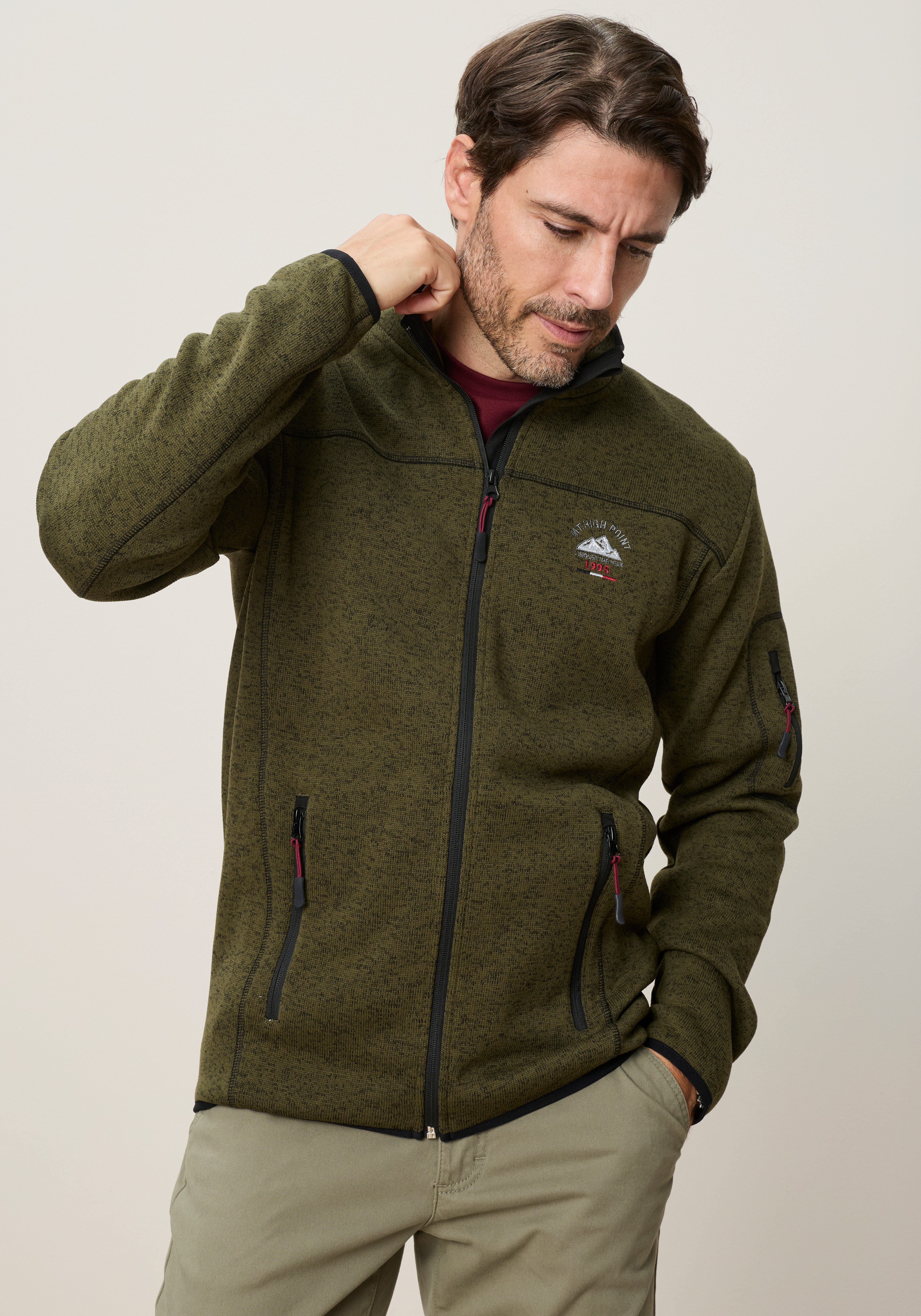 Man's World Strickfleecejacke für die Übergangszeit, mit Reißverschlusstaschen, mit Stehkragen