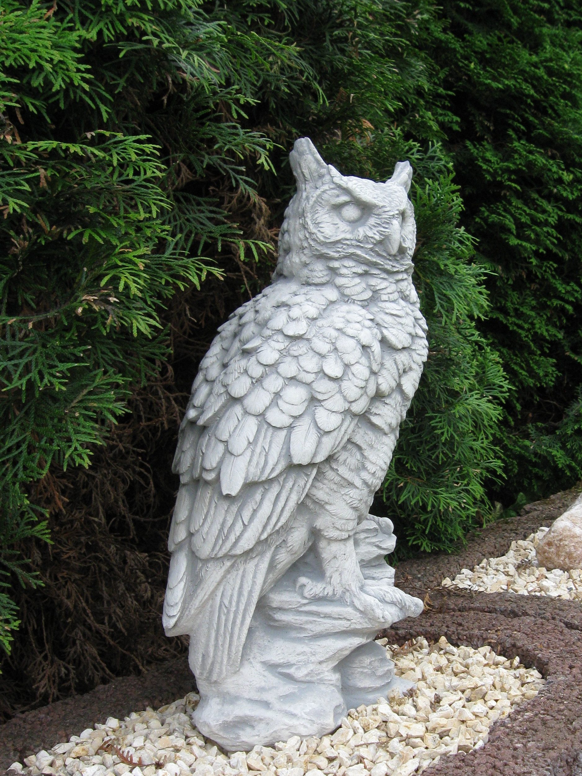 gartendekoparadies.de Gartenfigur Eule Uhu mit Gefieder, Steinfigur, H. 41 cm, 12 kg, Frostsicher