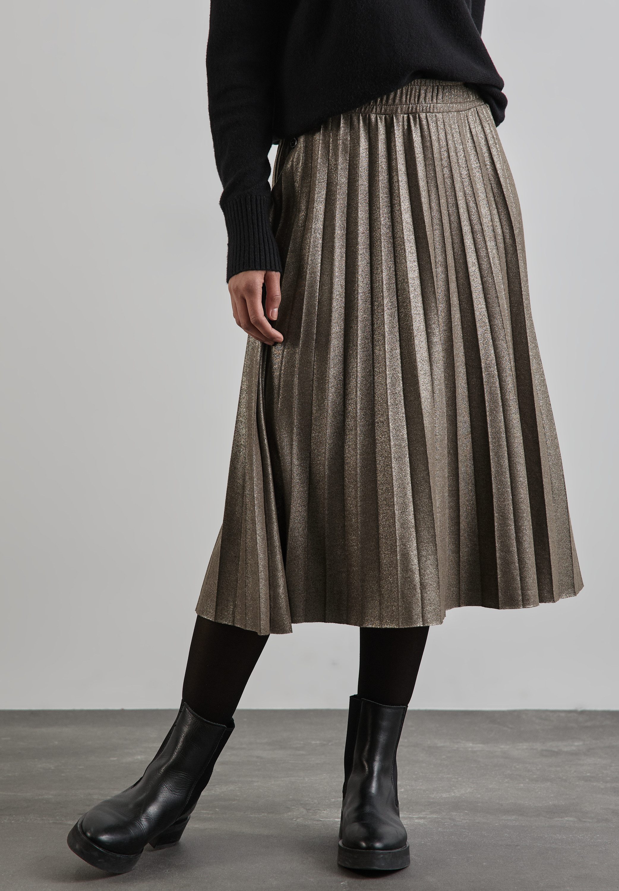 STREET ONE Maxirock im elastischen Materialmix