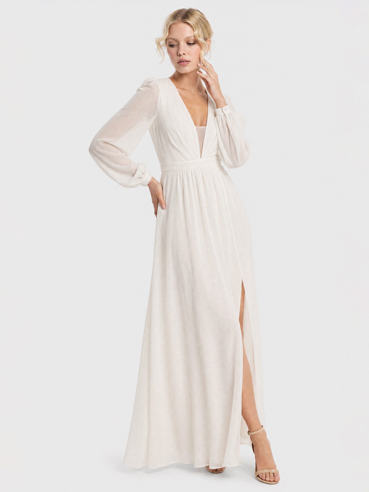 Apart Brautkleid aus Chiffon mit semitransparenten Ärmeln