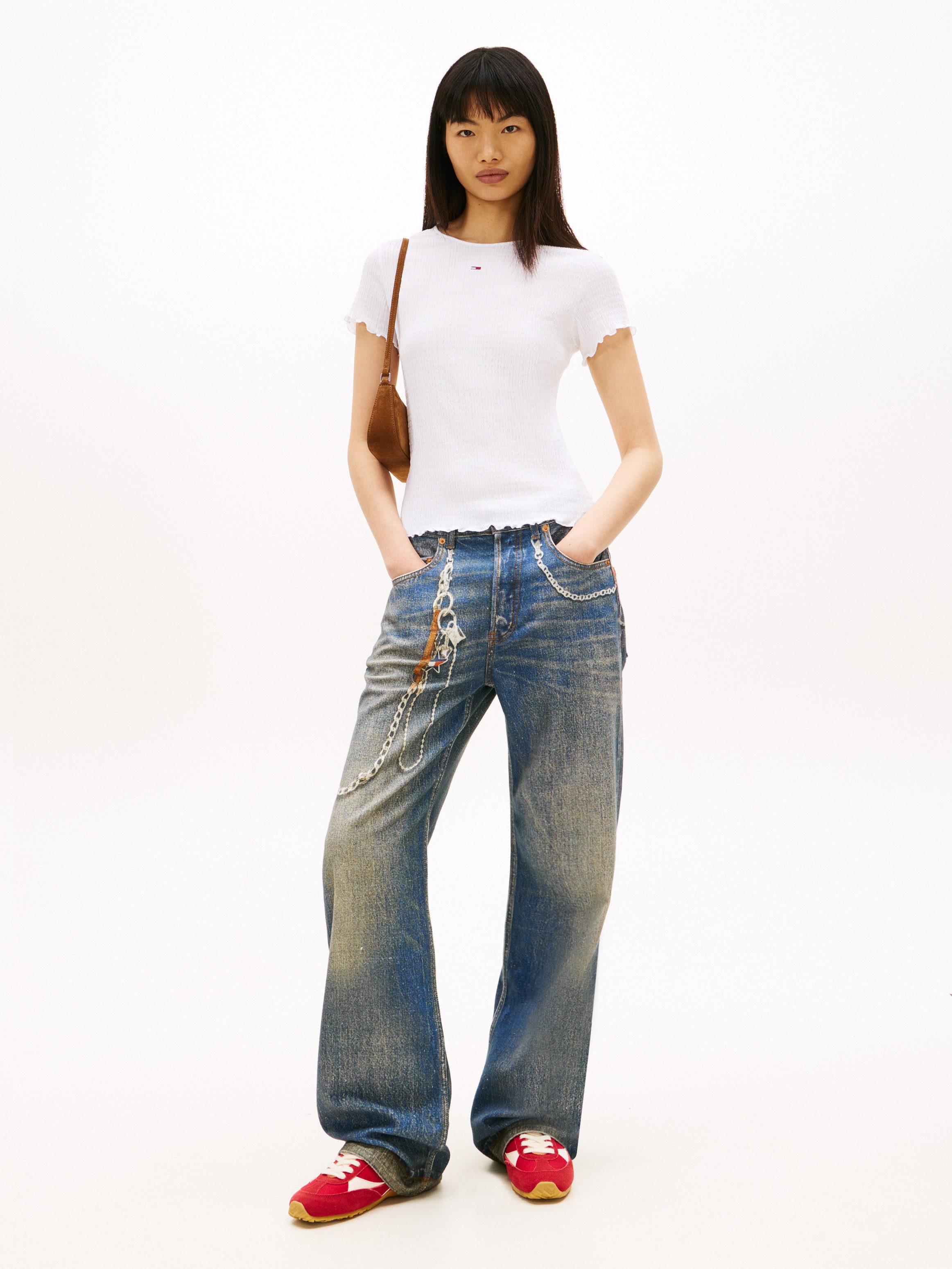 Tommy Jeans Kurzarmshirt TJW SLIM SMOCK SS TEE aus Seersucker, mit Kräuselsaum – Bild 3 von 5
