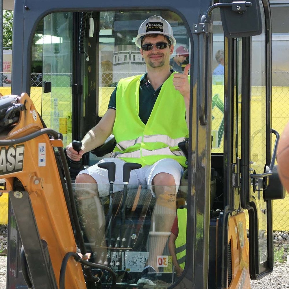 Jochen Schweizer Erlebnisgutschein Bagger Erlebnis Gossau (kleiner Bagger), Werde Baggerprofi in Gossau