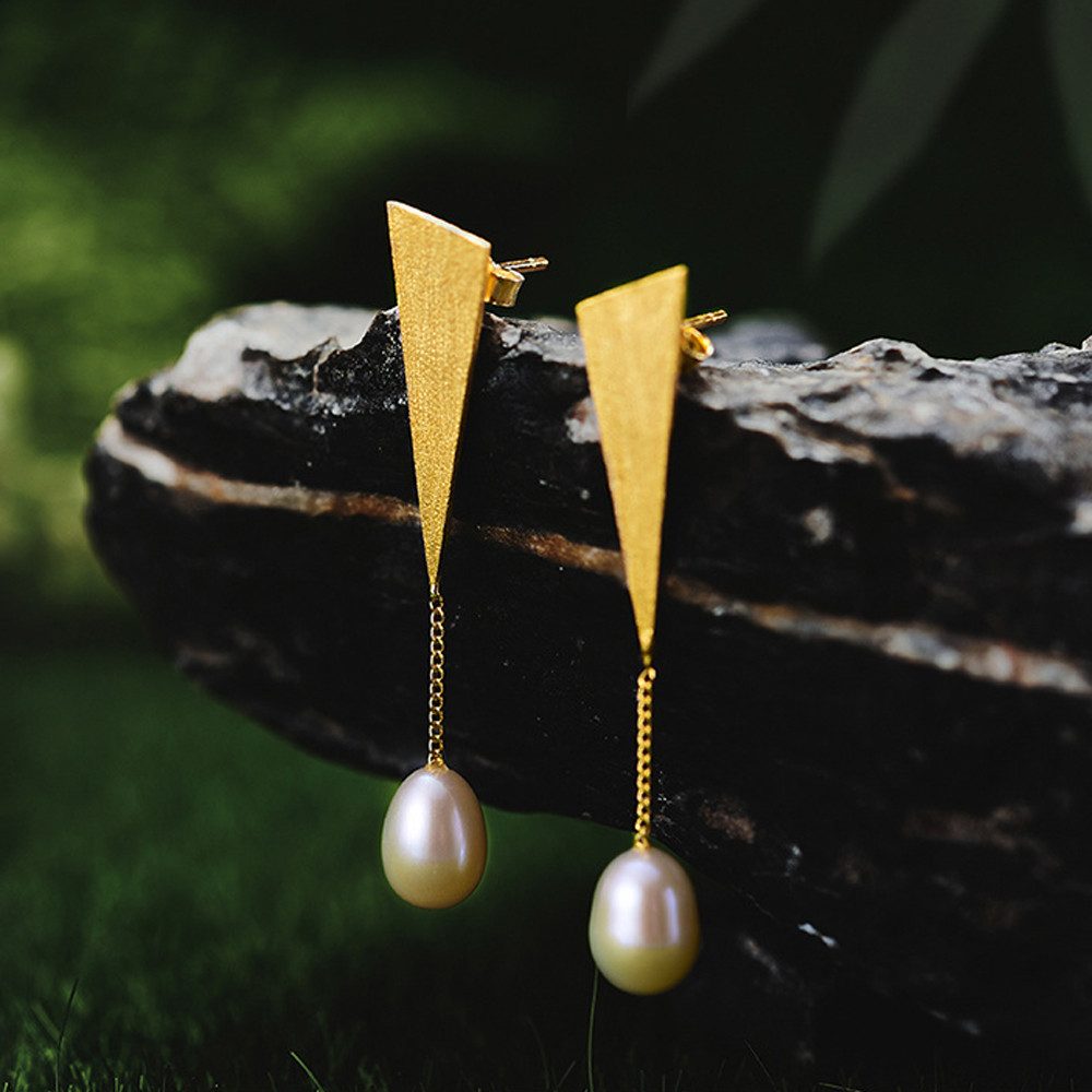 Runde Perlé Paar Ohrhänger elegante Perlenohrringe Dreieck und Perle, handgefertigte Ohrringe, 925er Silber, 18K Gold, Süßwasserperlen