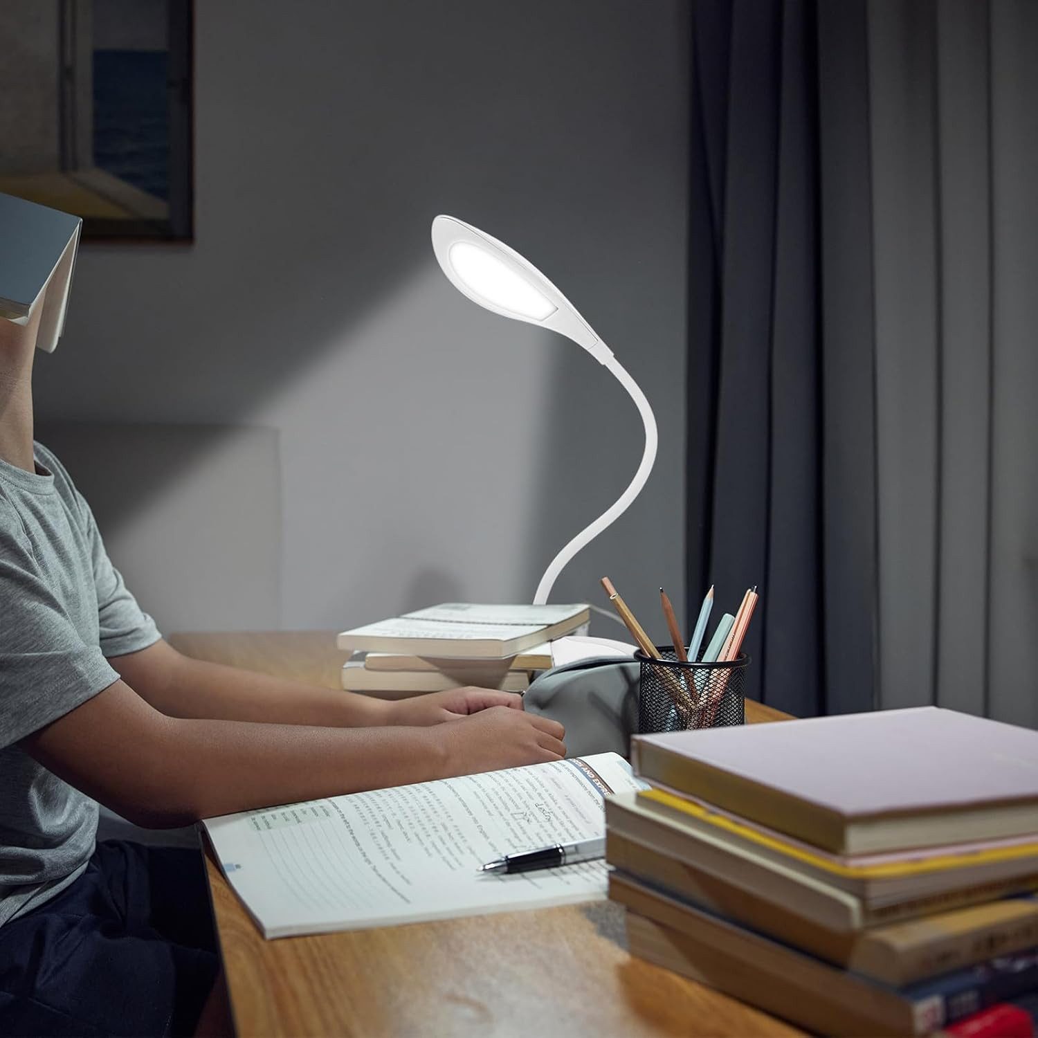 ZEUOPQ Schreibtischlampe LED-Schreibtischlampe mit Augenschutz RGB-Phantom- günstig online kaufen