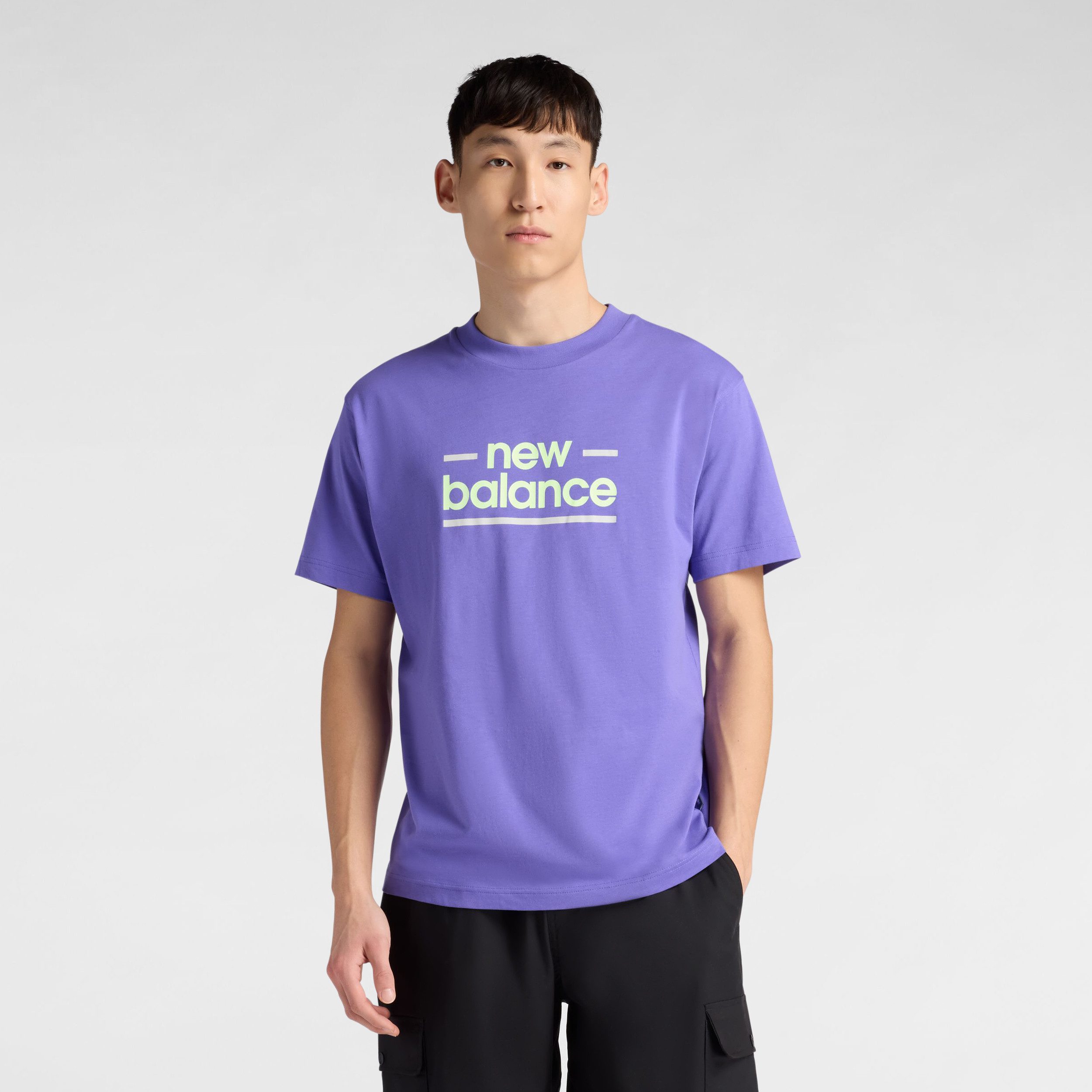 New Balance T-Shirt MENS LIFESTYLE T-SHIRT (1-tlg) für Erwachsene, sportlicher Stil, für sportliche Aktivitäten