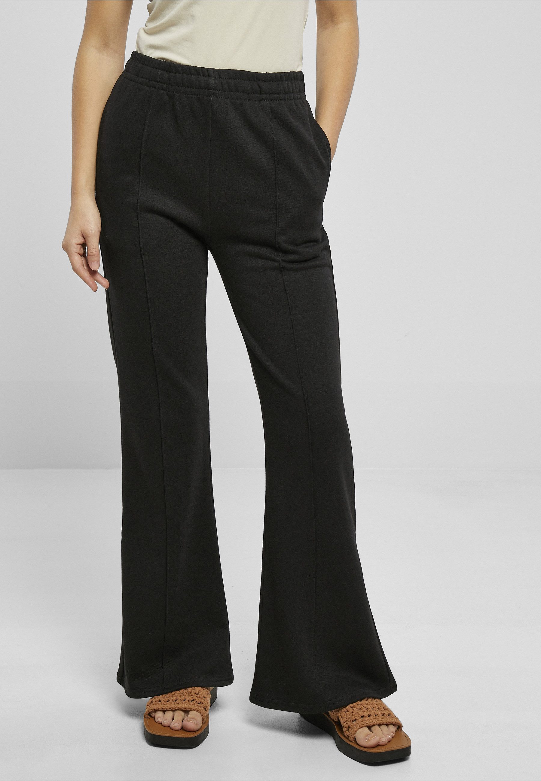 URBAN CLASSICS Sweathose Urban Classics Damen Ladies Flared Pin Tuck Terry Pants (1-tlg)