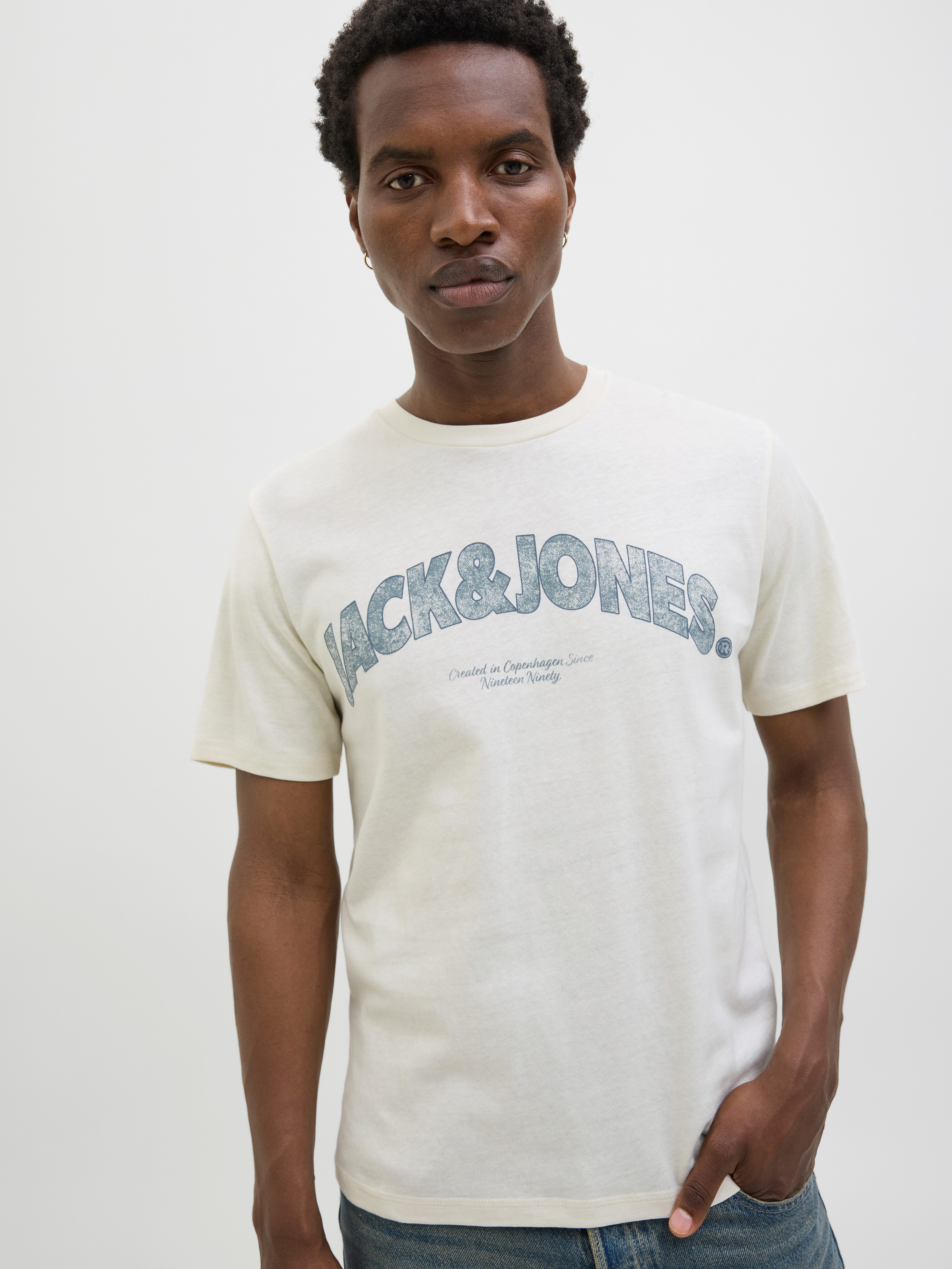 Jack & Jones T-Shirt JORALMERIA BOLD BRANDING TEE SS CN mit Logo Druck günstig online kaufen