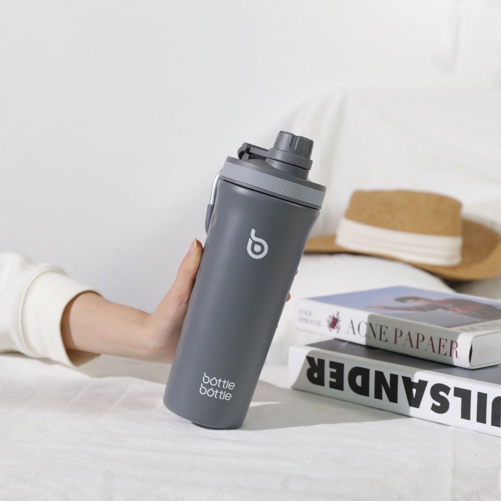 BOTTLE BOTTLE Trinkflasche Shaker Edelstahl Trinkflasche 26oz mit Mischkugel, Protein Shaker für Eiweiß & Fitness, doppelwandig, auslaufsicher