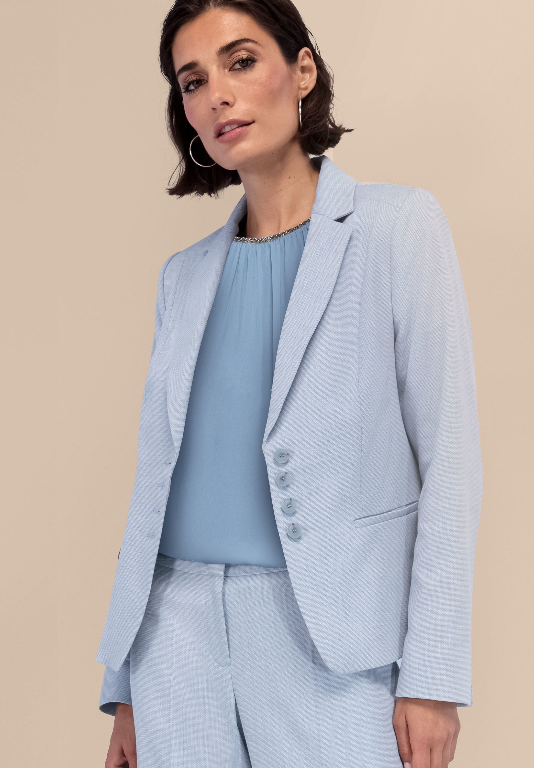 bianca Jackenblazer VIVETTE in angesagtem Web-Muster