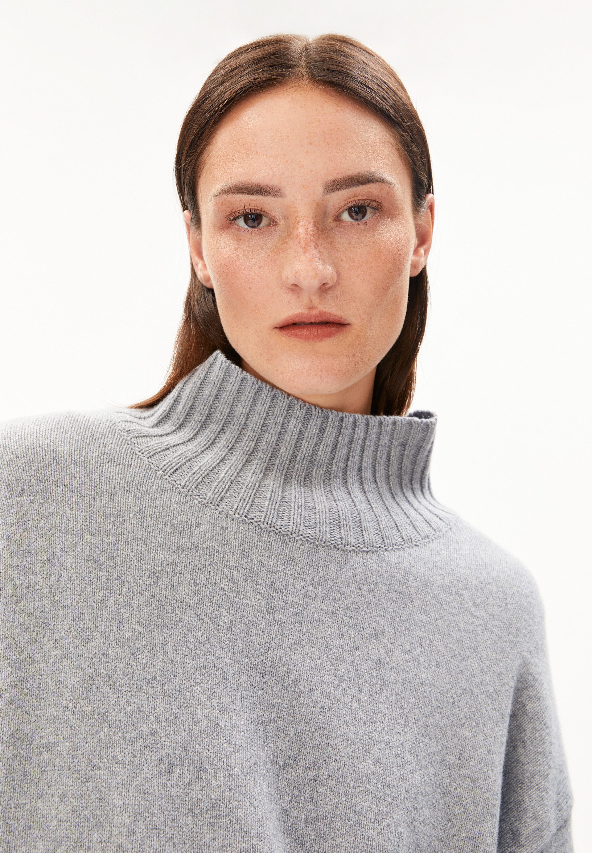 Armedangels Strickpullover KAARLIN Pullover aus recyceltem Kashmir Mix Oversized Fit