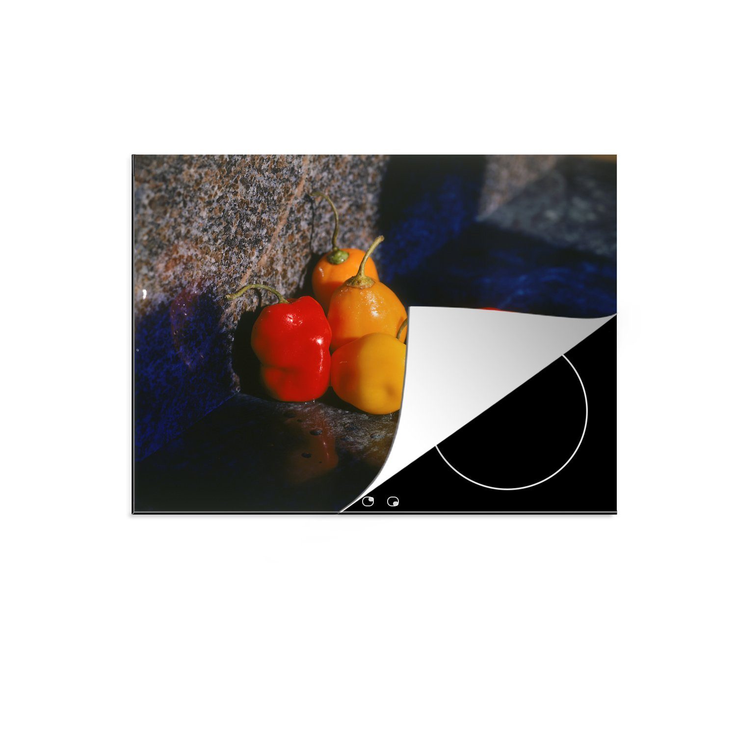 MuchoWow Herdblende-/Abdeckplatte Cascabel-Chili-Schoten auf Stein, Vinyl, (1 tlg), 60x52 cm, Mobile Arbeitsfläche nutzbar, Ceranfeldabdeckung