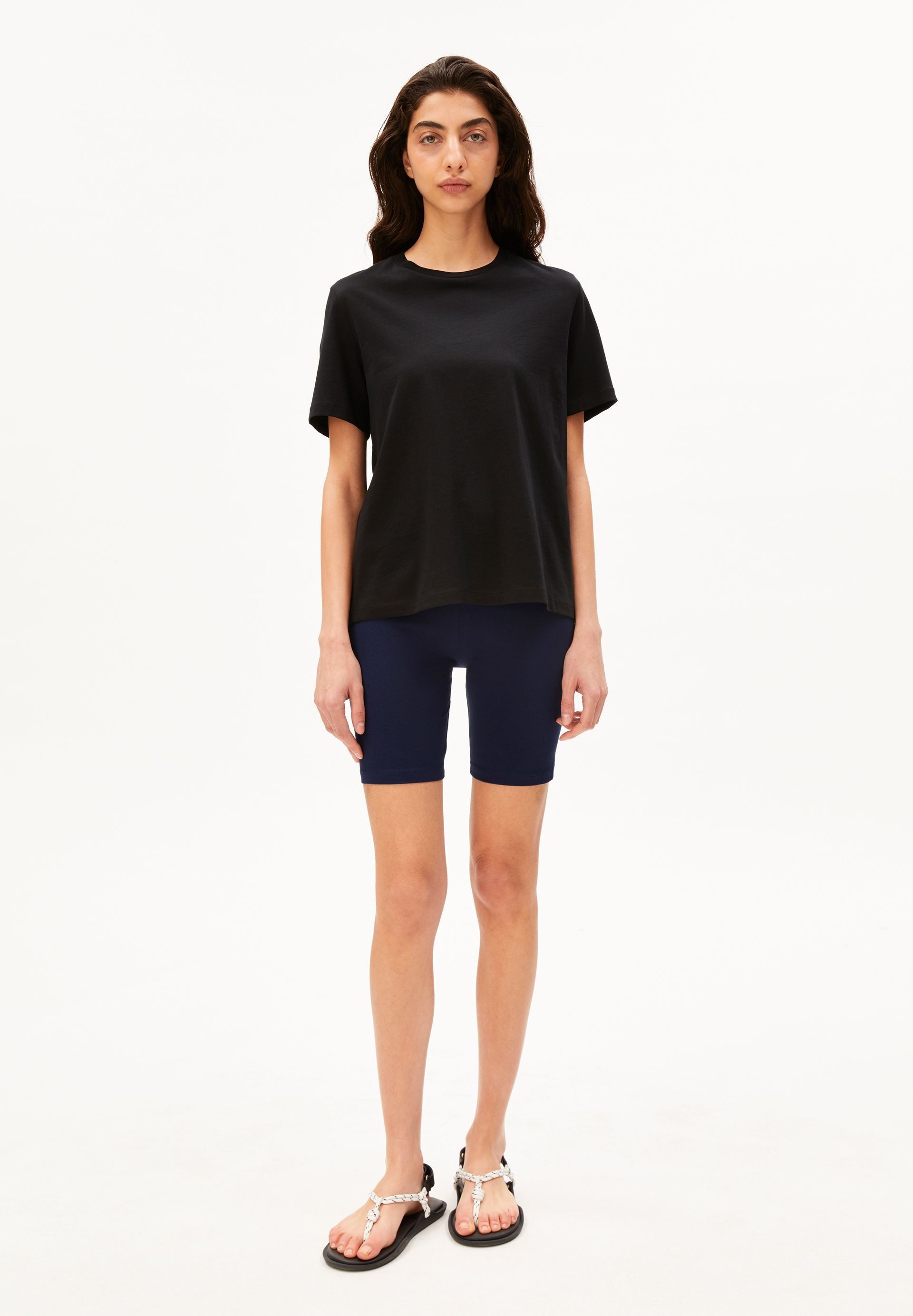Armedangels Shorts NEDAA LITAA Shorts aus Bio-Baumwoll Mix (Fitted)