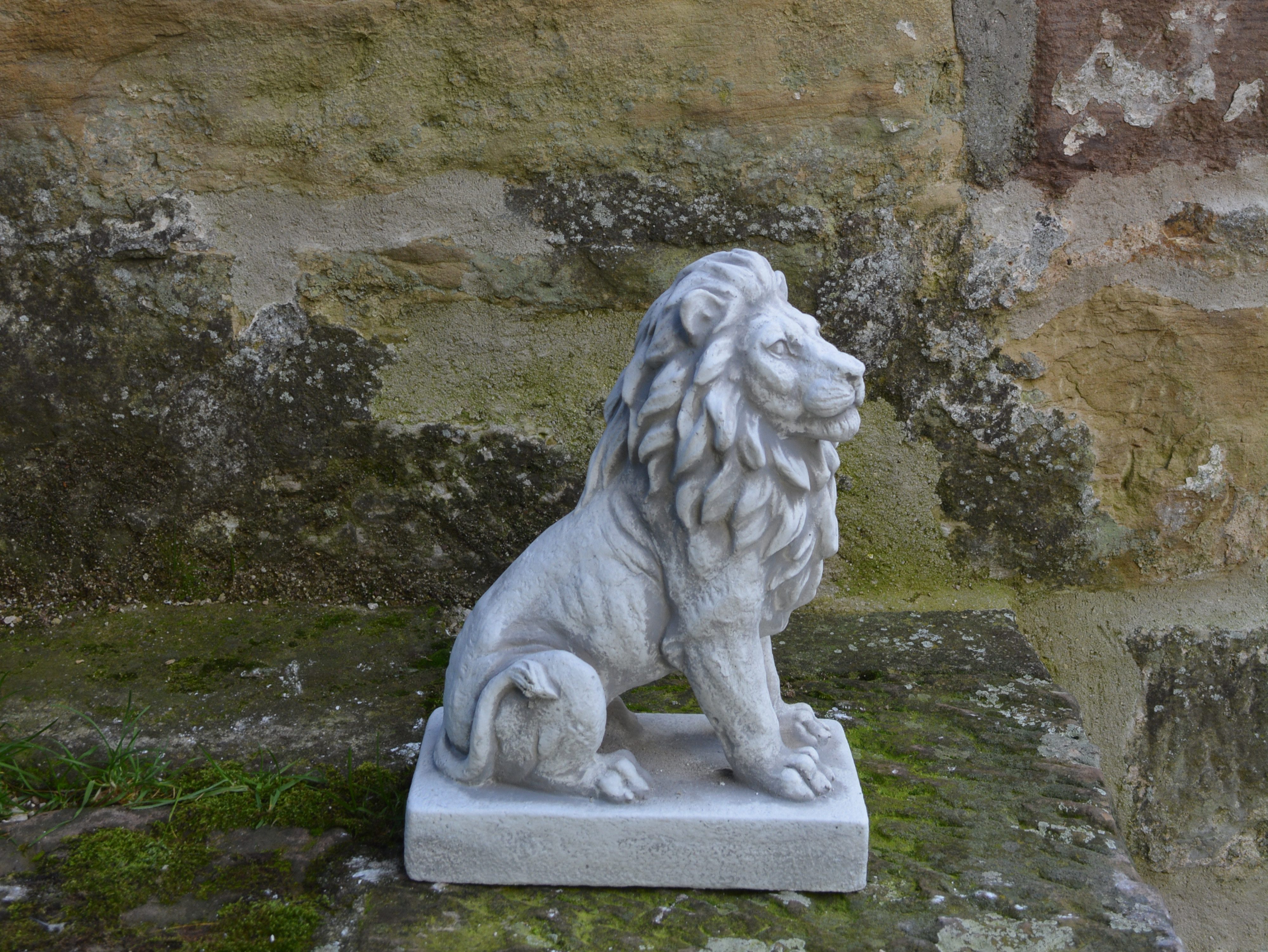 gartendekoparadies.de Gartenfigur Löwen Statue, Steinfigur, Torwächter, H. 34 cm, 10 kg, Frostsicher