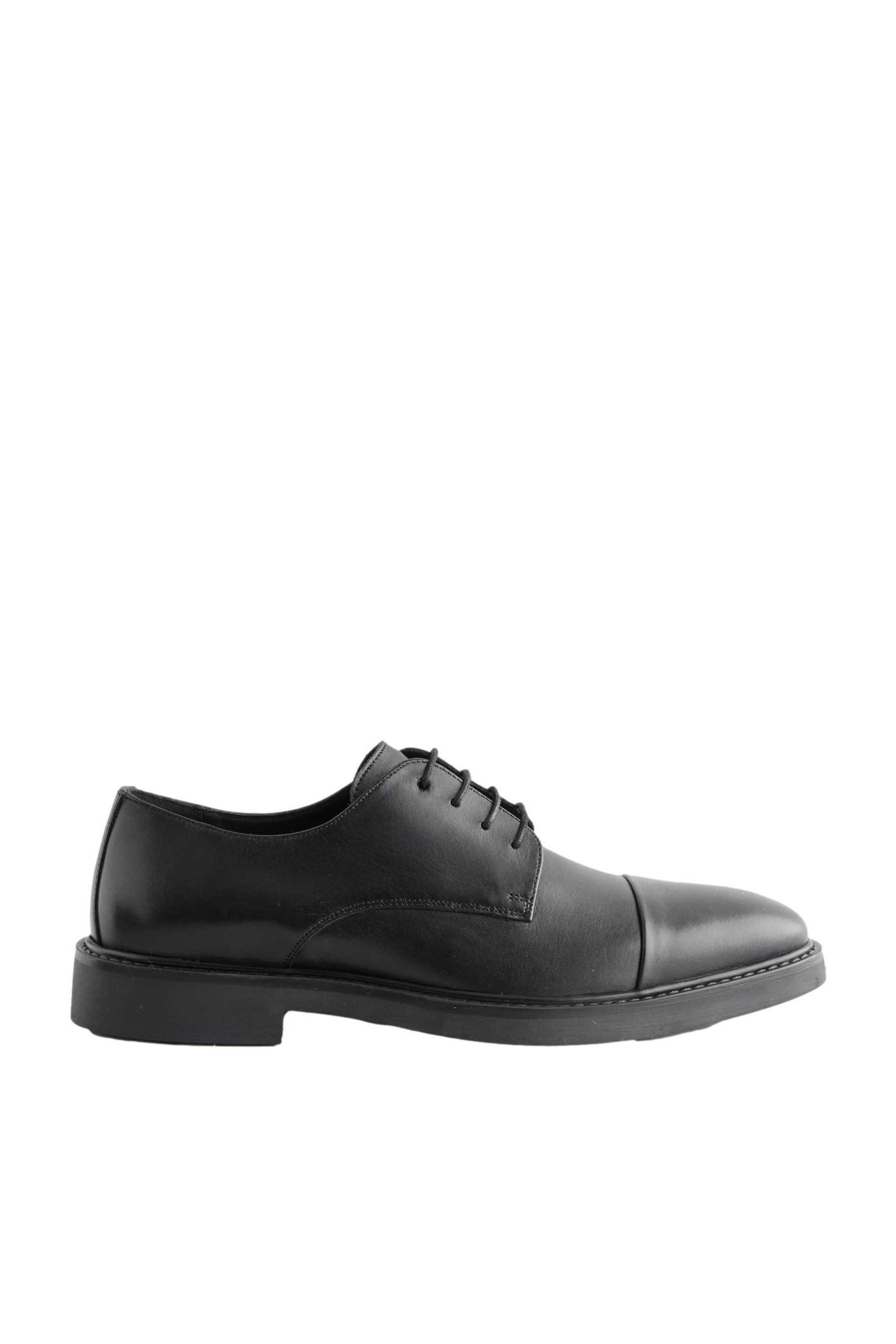 Lederschuh mit Zehenkappe Schnürschuh