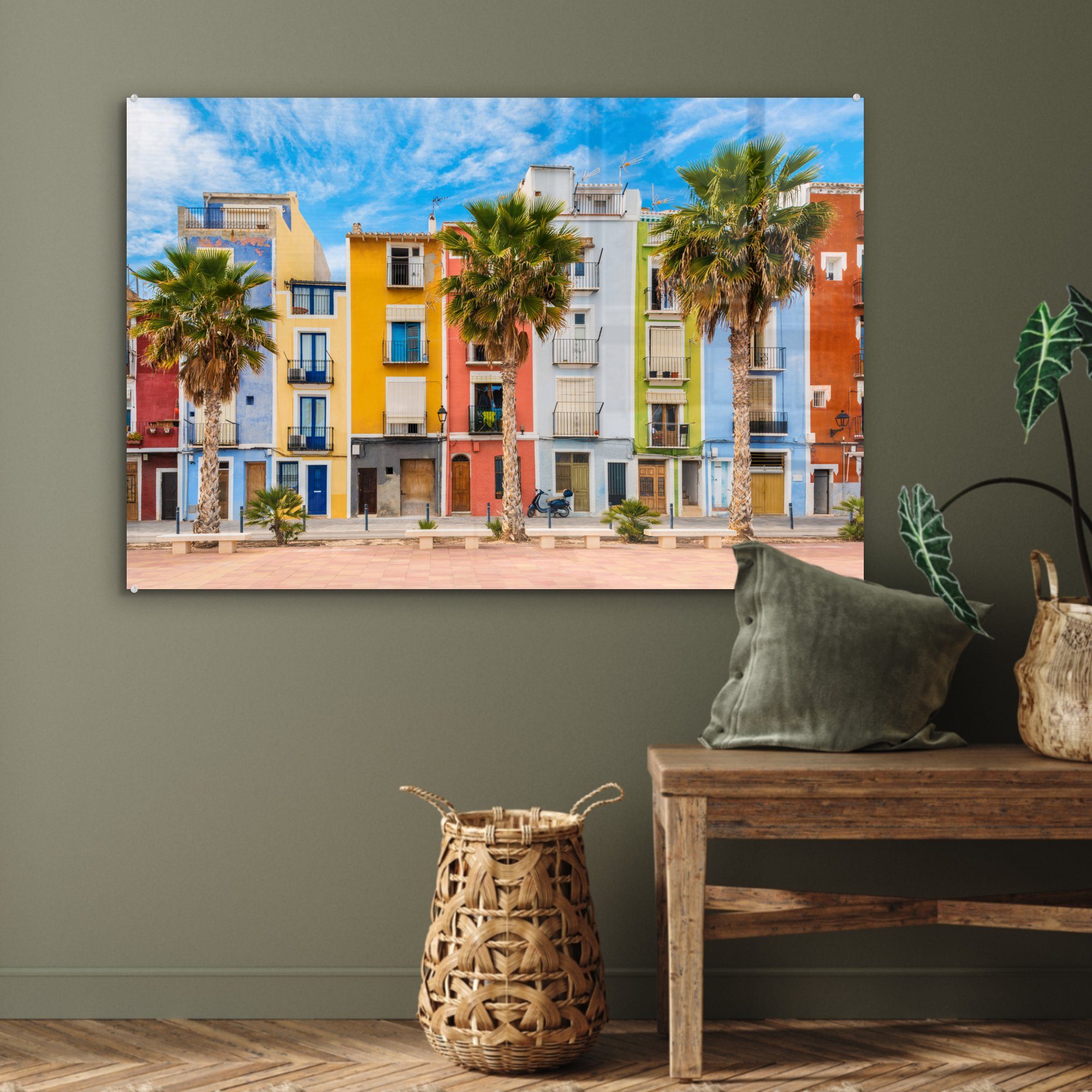 MuchoWow Acrylglasbild Farbenfrohe Schlafzimmer Häuser Acrylglasbilder St), (1 Wohnzimmer Villajoyosa, in Spanien, &