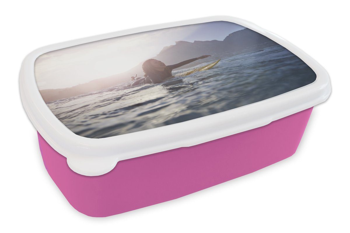 MuchoWow Lunchbox Surferin paddelt, Kunststoff, (2-tlg), Brotbox für Erwachsene, Brotdose Kinder, Snackbox, Mädchen, Kunststoff rosa