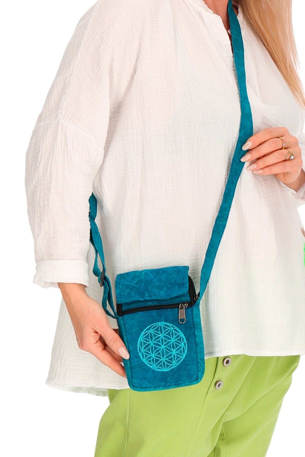 KUNST UND MAGIE Schultertasche Handytasche Brustbeutel Hippie Crossbody Bag Hand Tasche Passportbag Blau