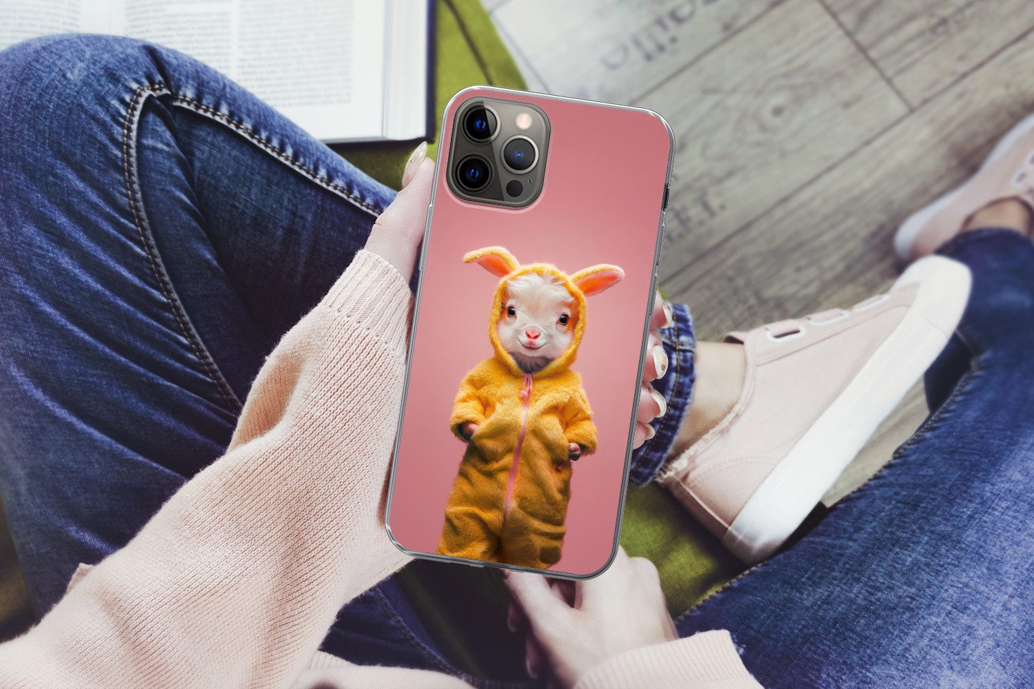 MuchoWow Handyhülle für Apple iPhone 13 Pro Kostüm - Ziege - Osterhase, Smartphone-Bumper, Print, Handy Schutzhülle Dünn